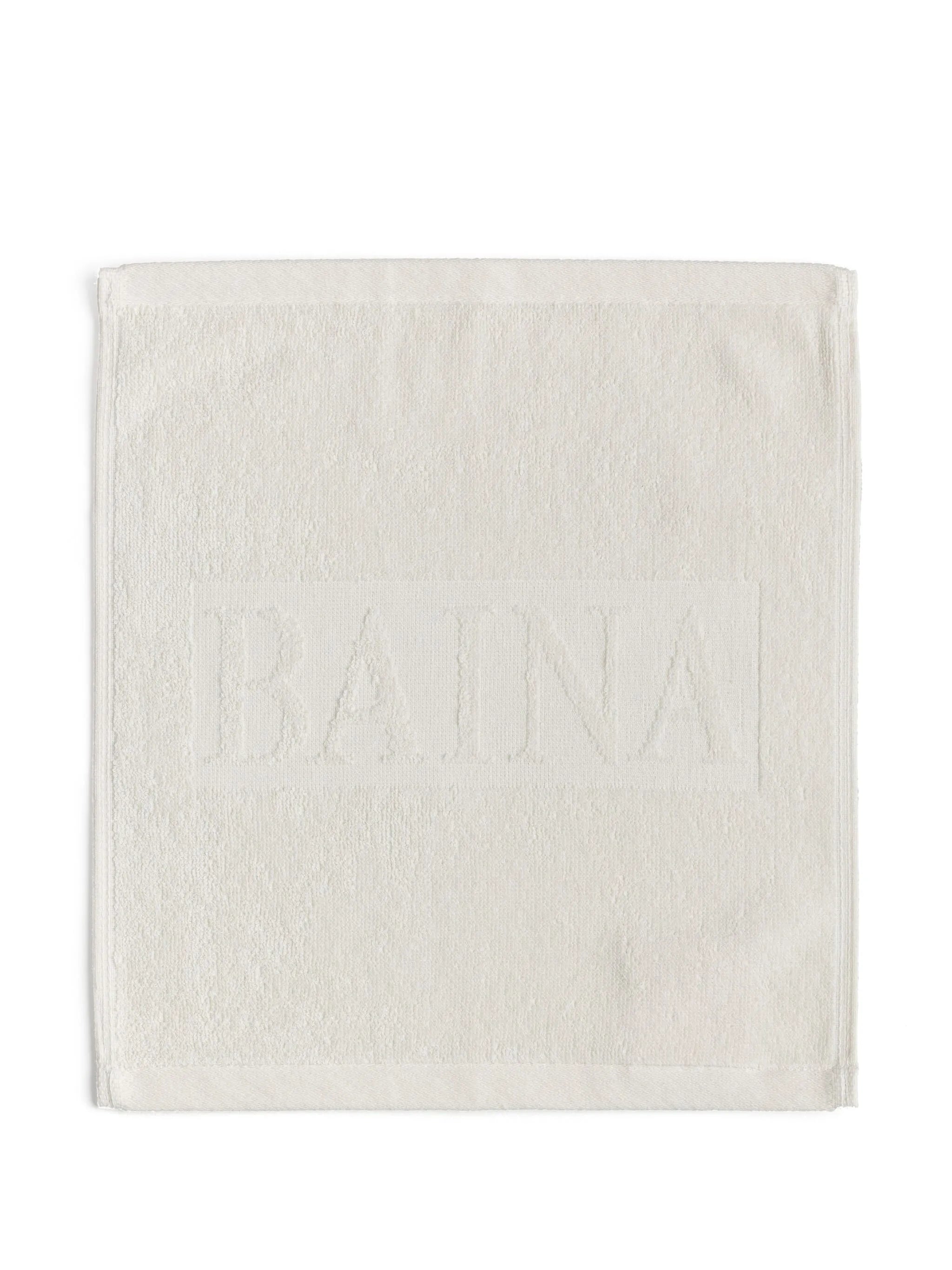 pack of five face towels