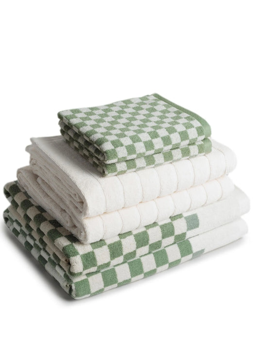 checkerboard-print organic cotton towel set
