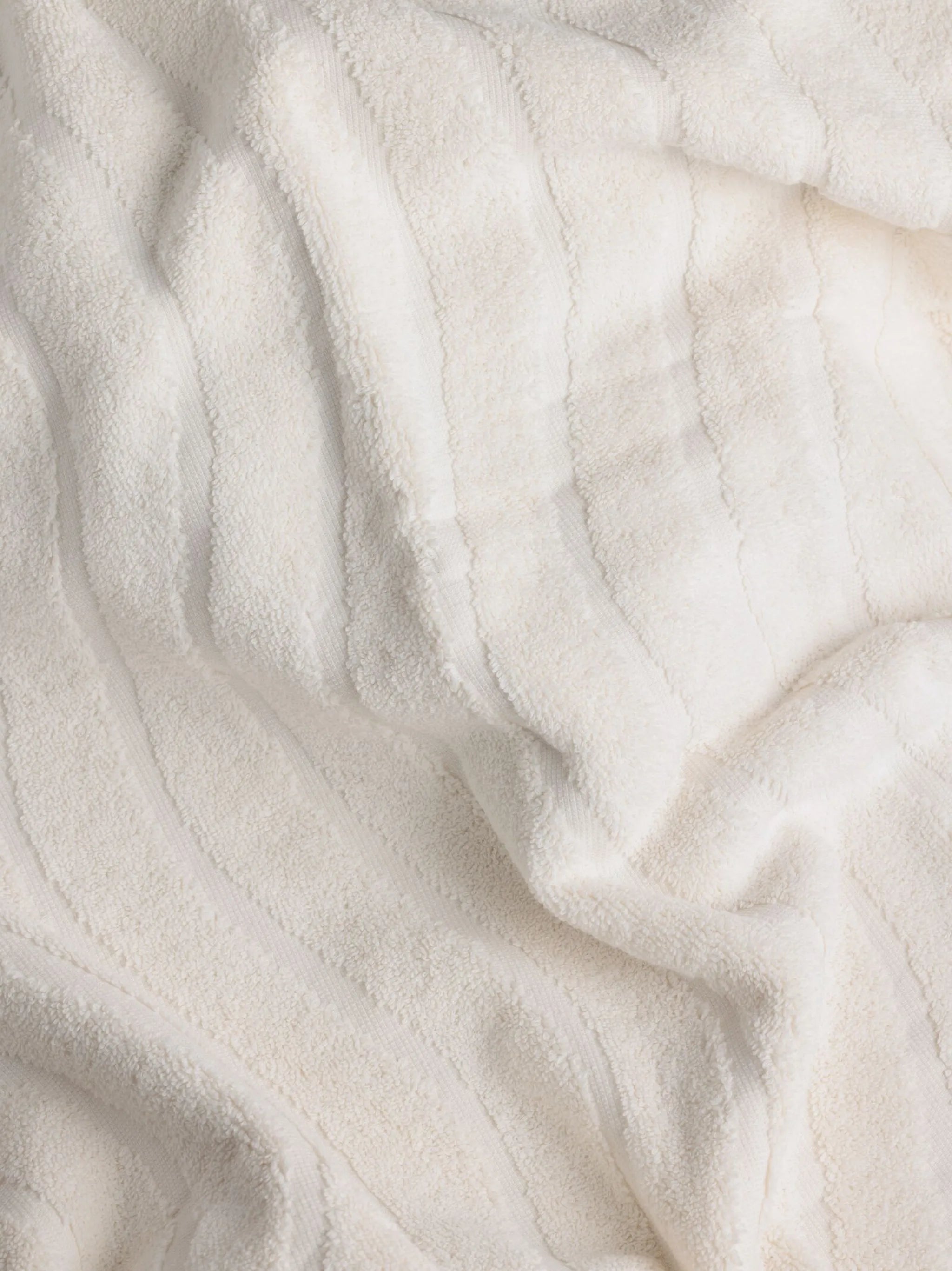 checkerboard-print organic cotton towel set