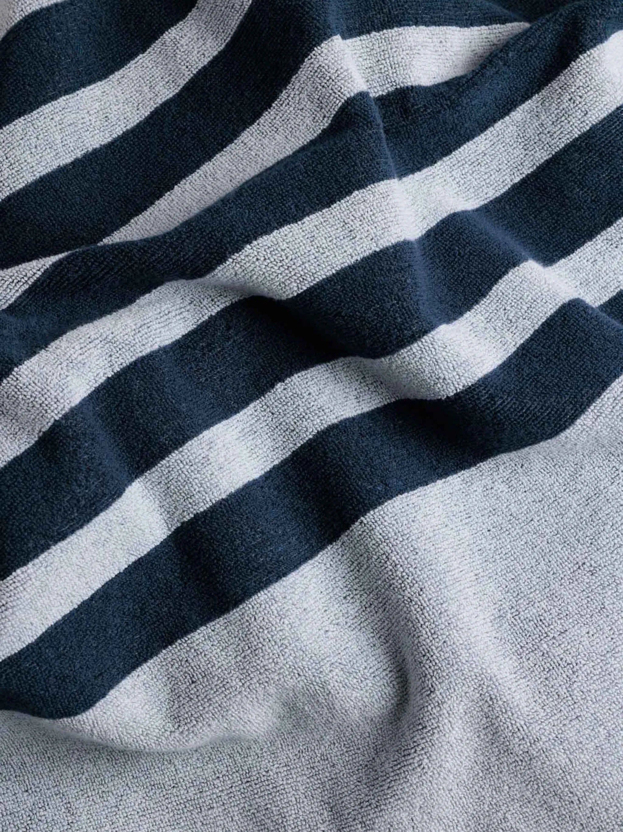 stripe-print organic cotton towel set