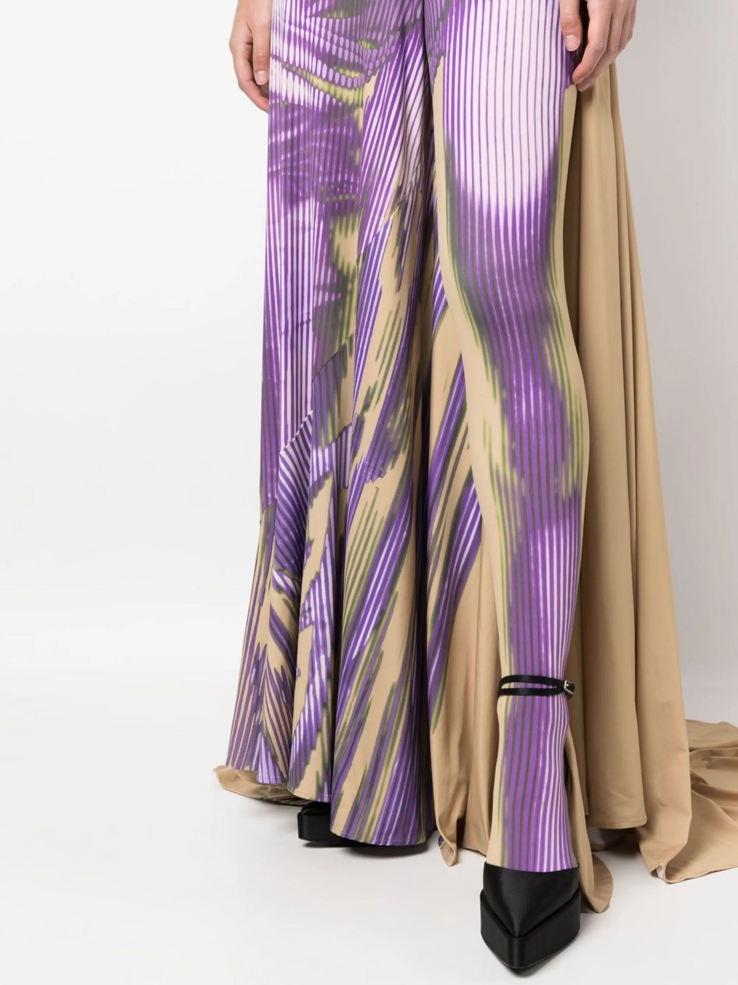 graphic-print maxi gown