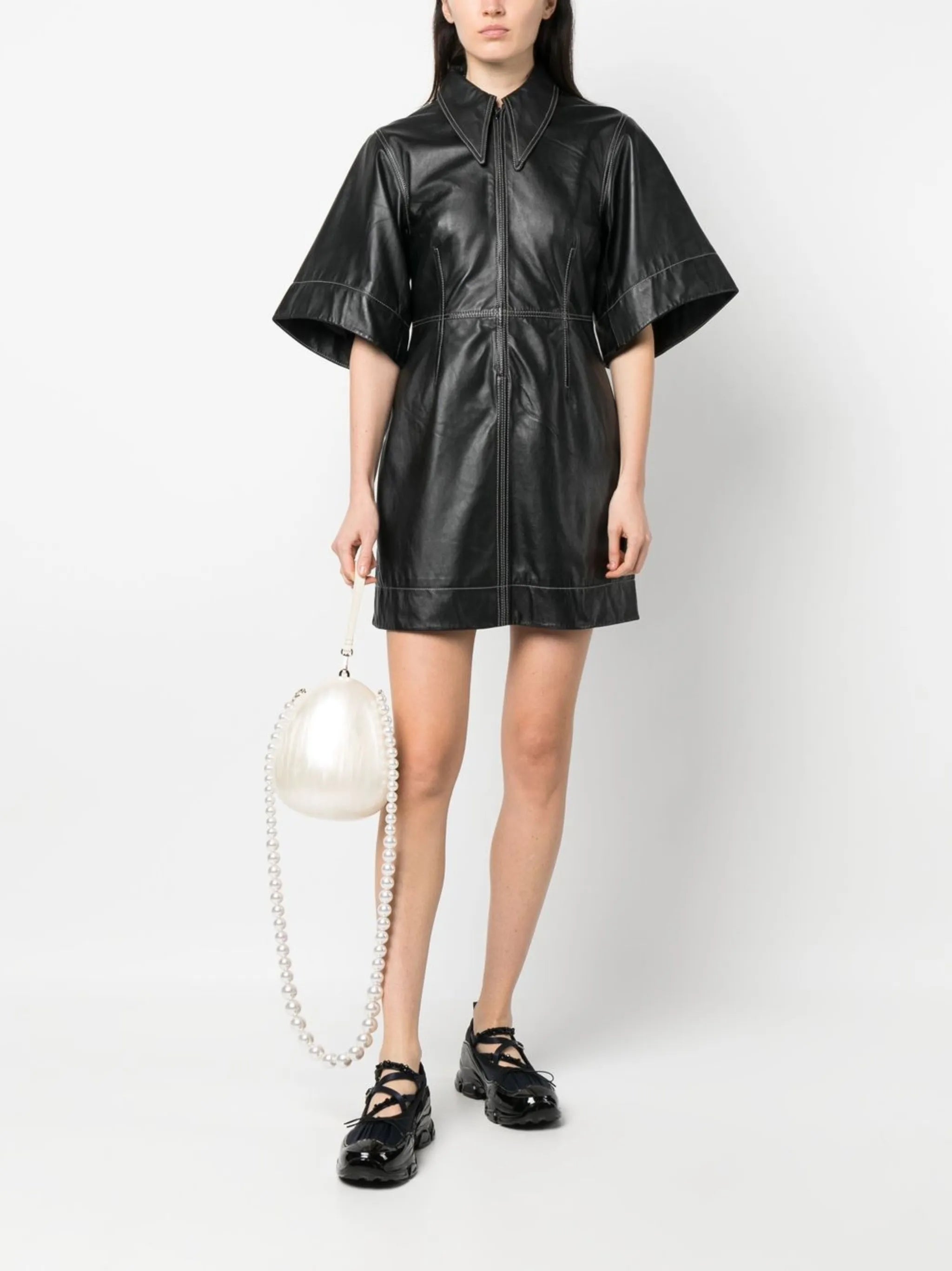 Egg faux pearl tote bag