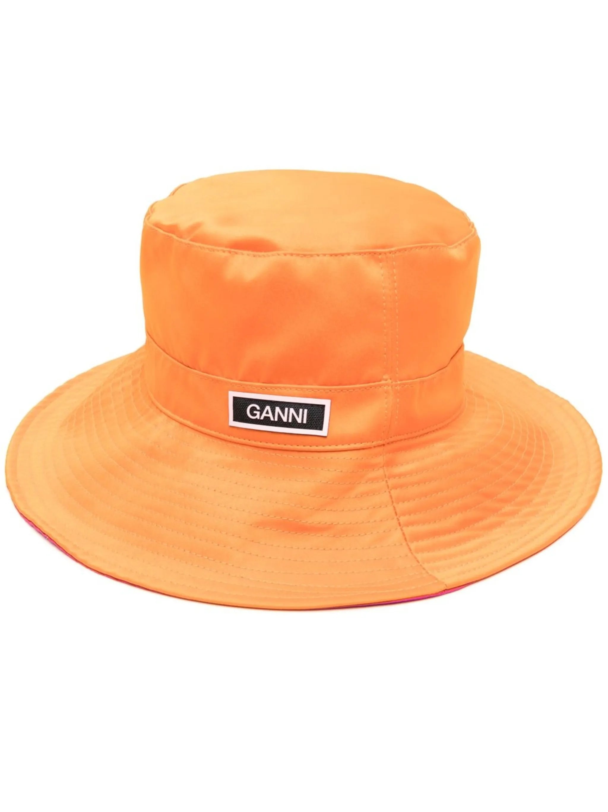 logo-patch bucket hat