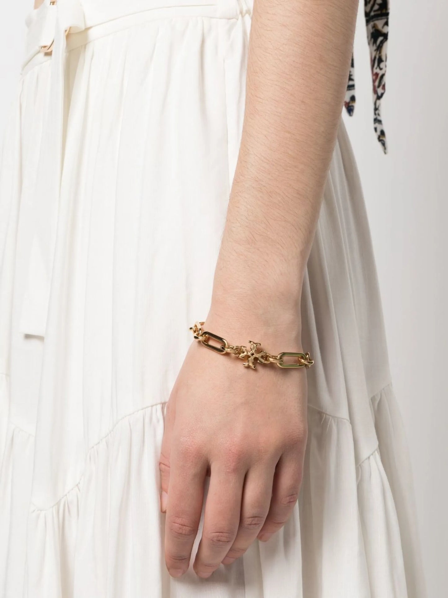 chunky chain-link bracelet