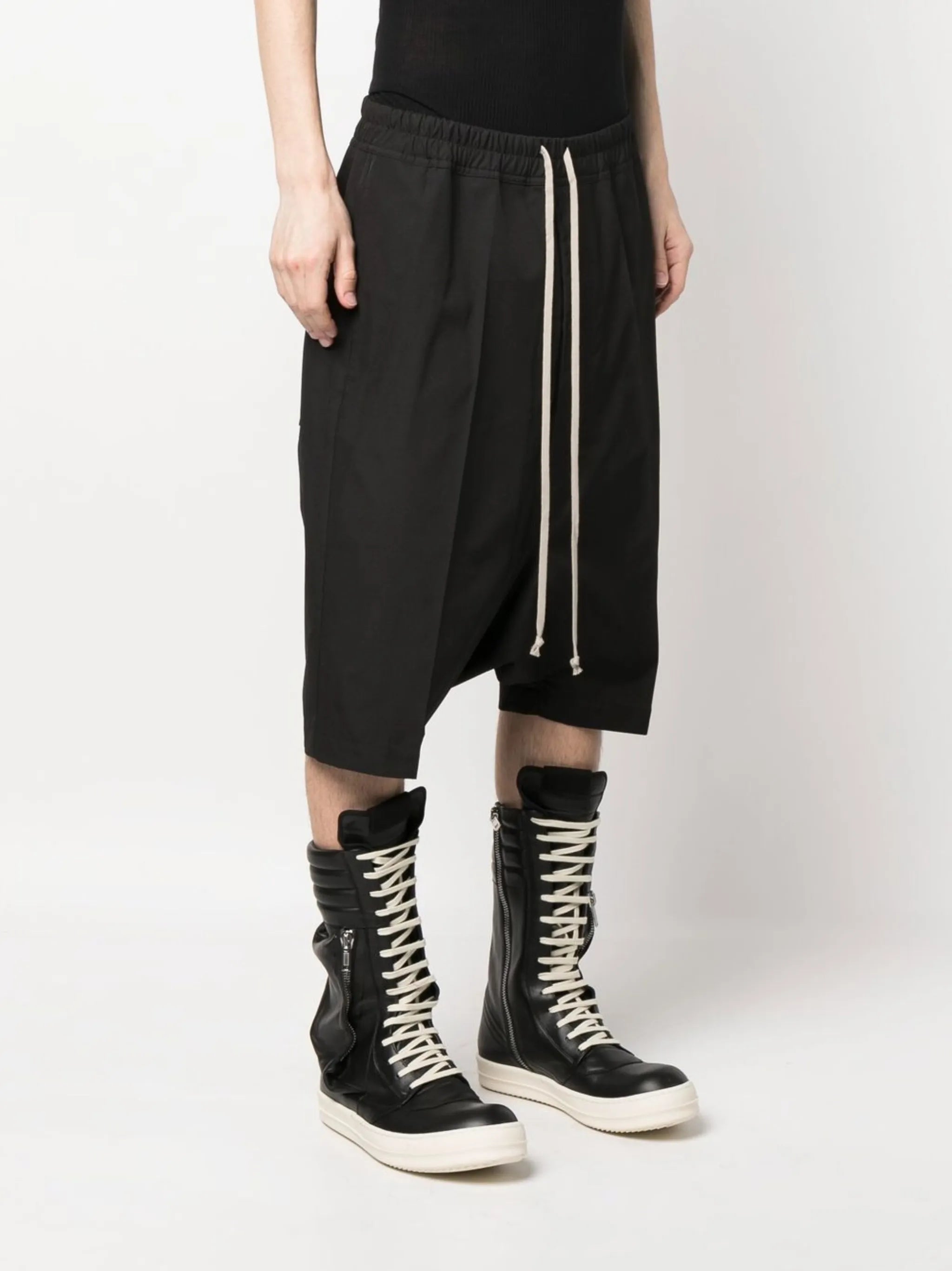 knee-length drop-crotch shorts