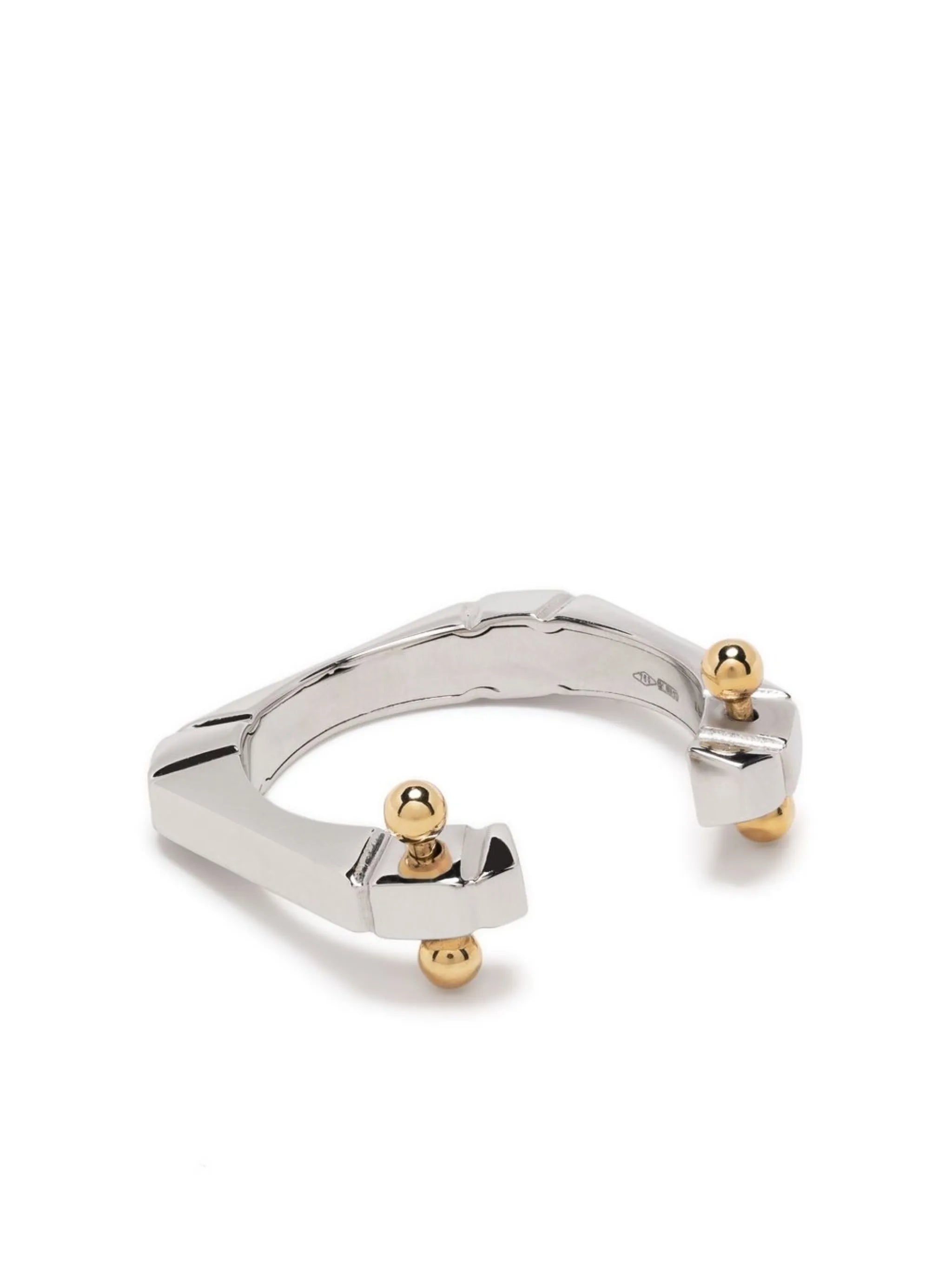 18kt White Gold Hug ring