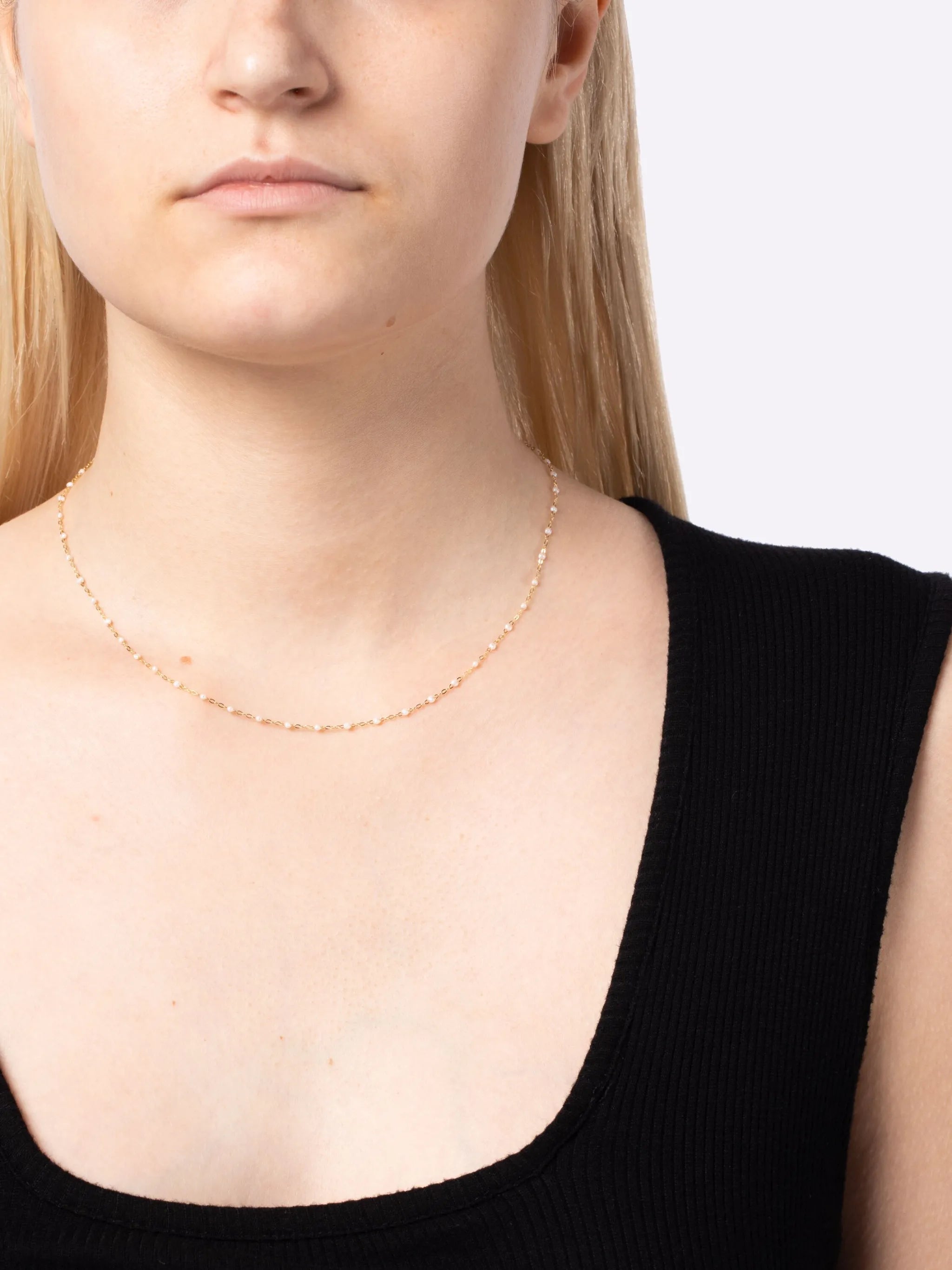 18kt yellow gold opal necklace
