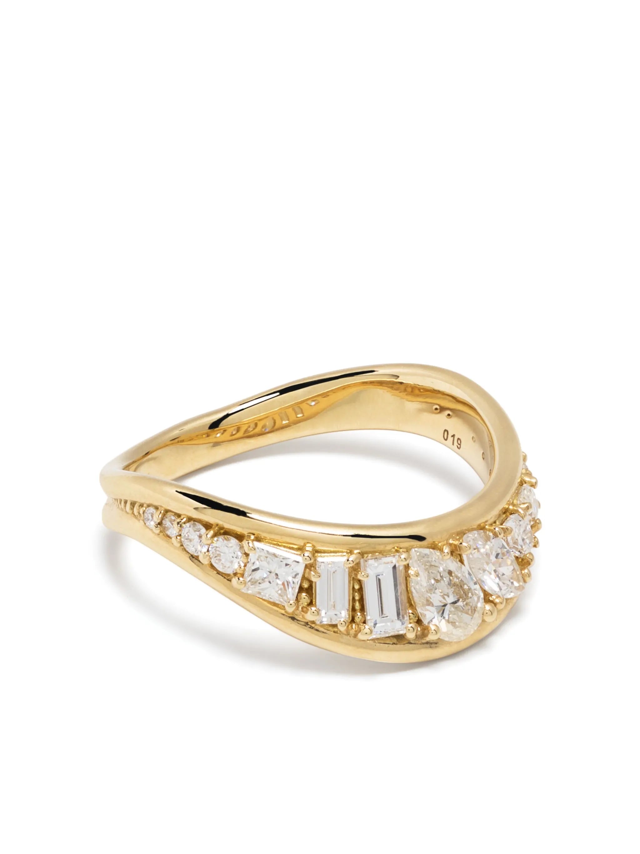 18kt yellow gold Stream Wave diamond ring