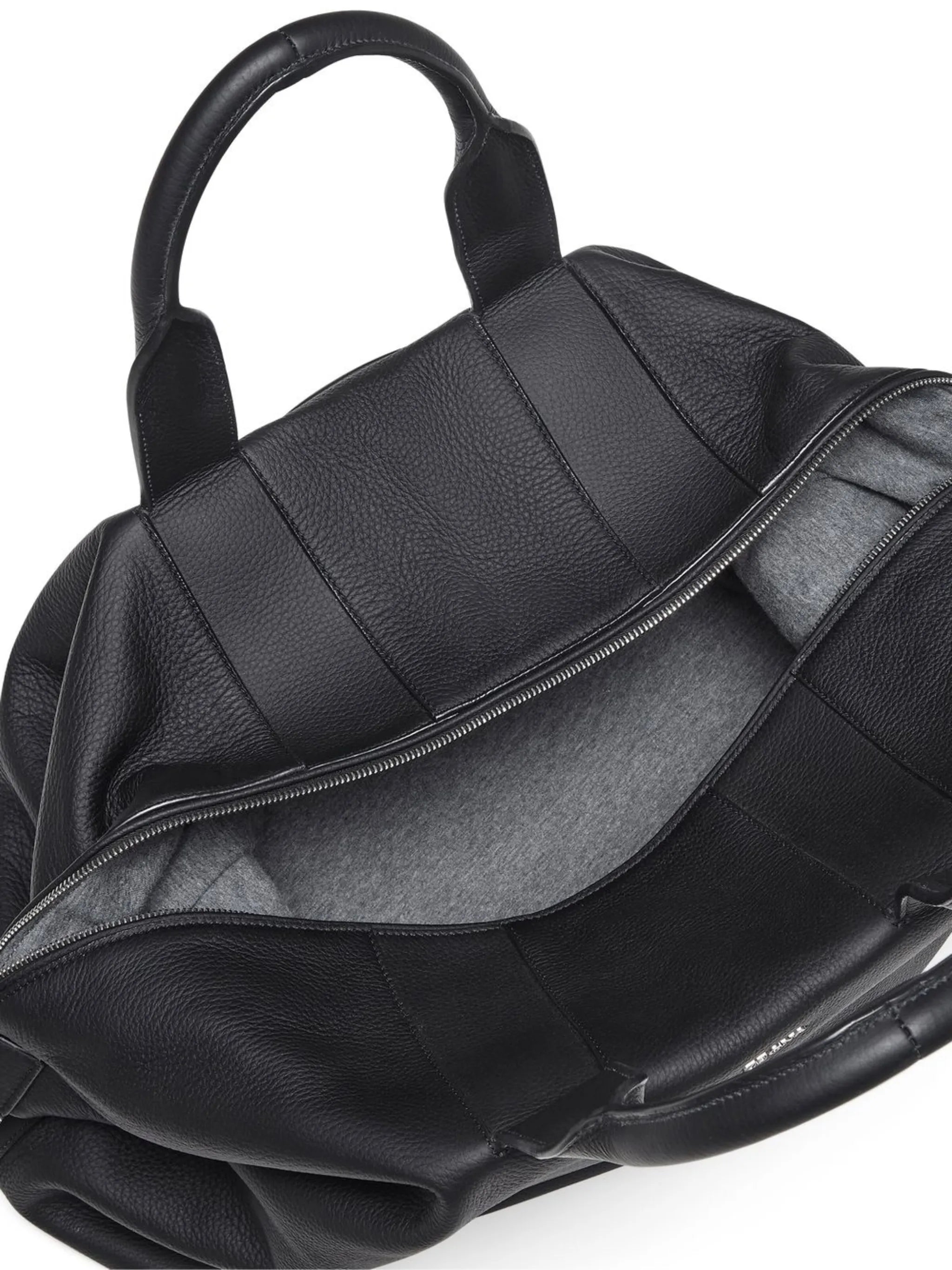 Raglan deerskin holdall
