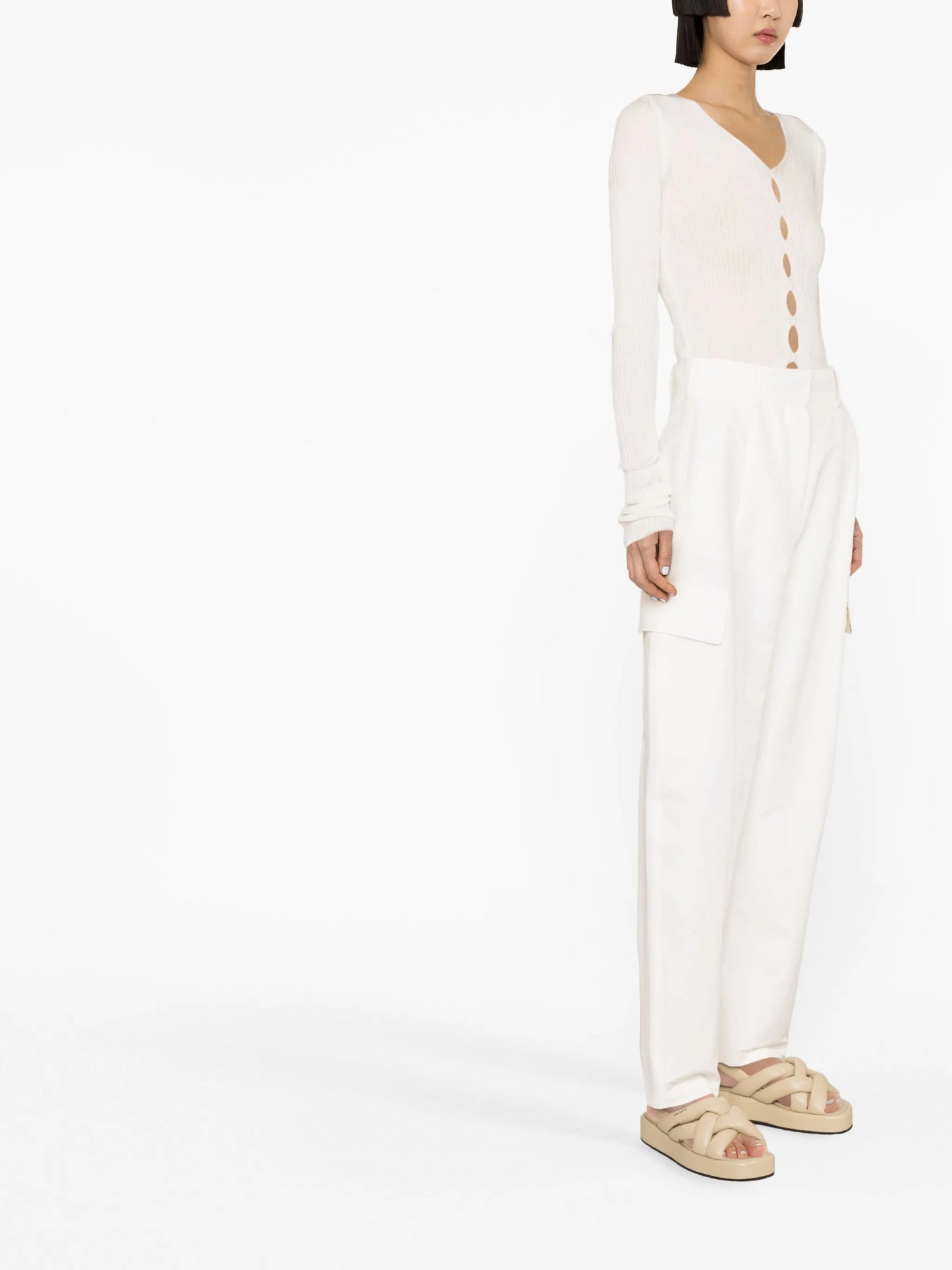 cropped-leg high-waisted cargo pants