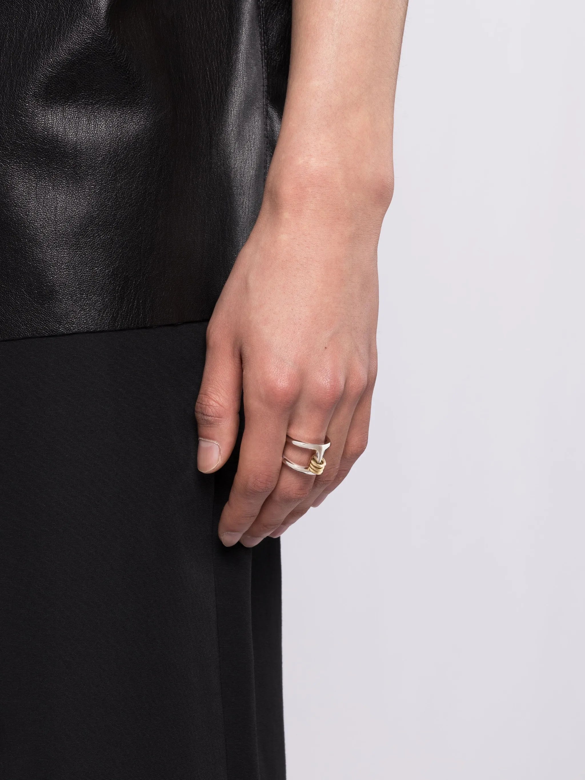x Hoorsenbuhs Phantom sterling silver ring