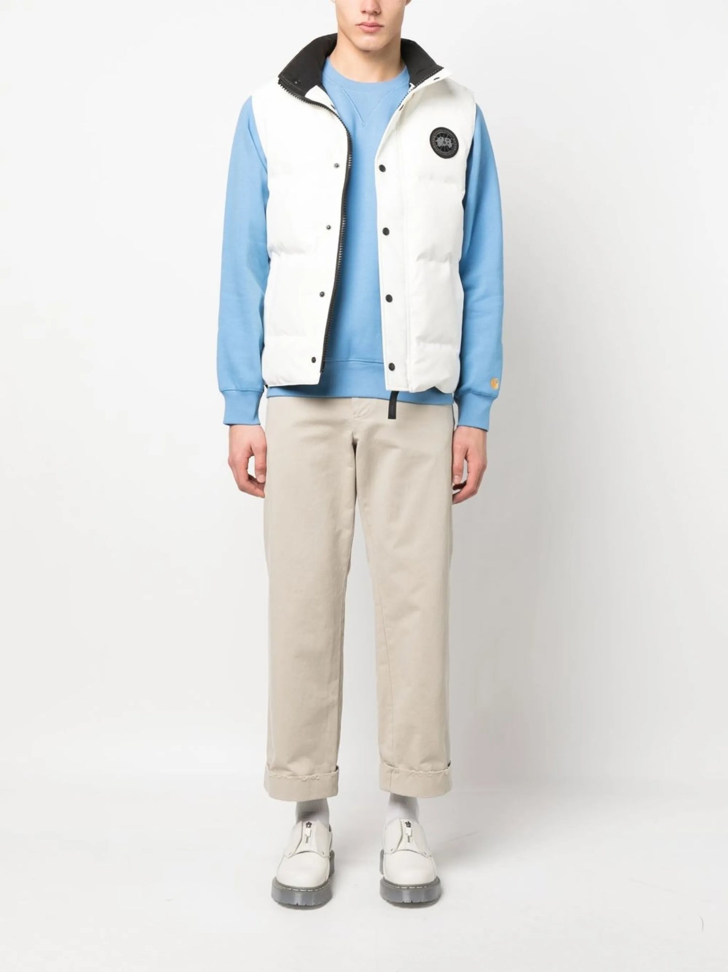 crew neck pullover sweatshirt