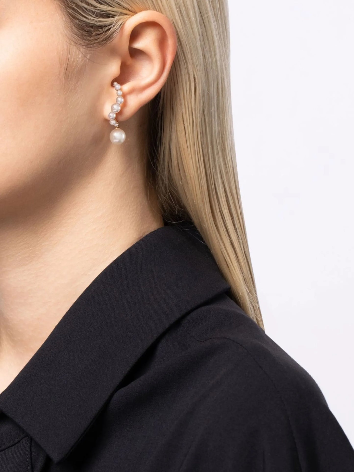 14kt yellow gold Curve pearl drop earrings