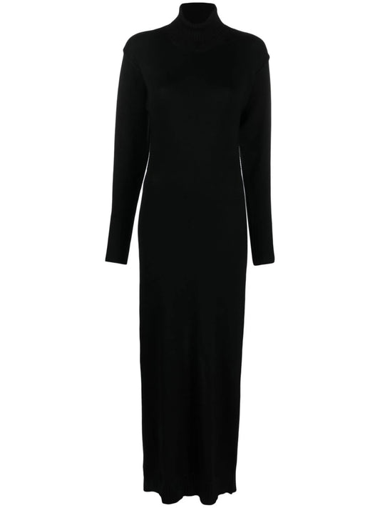 backless long-sleeved maxi dress