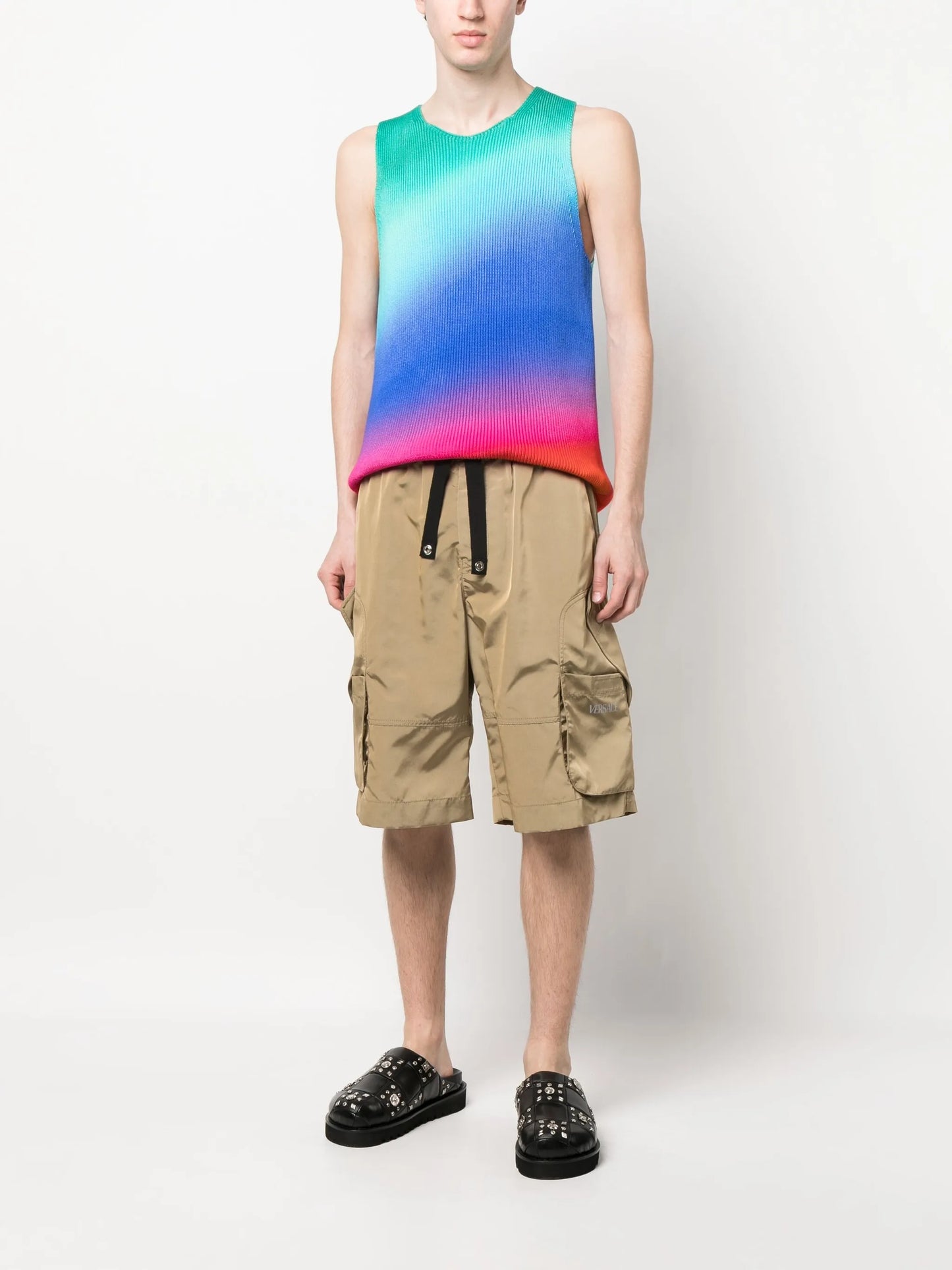 drawstring-waist shorts