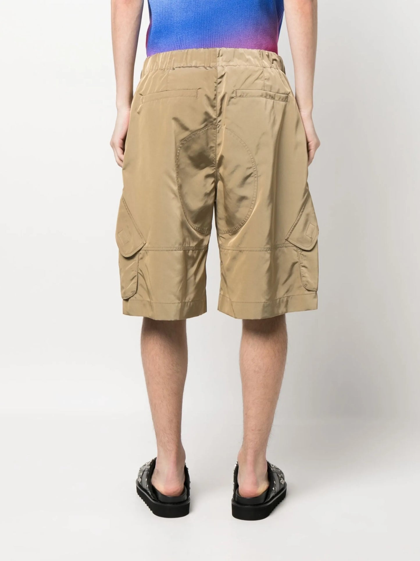 drawstring-waist shorts