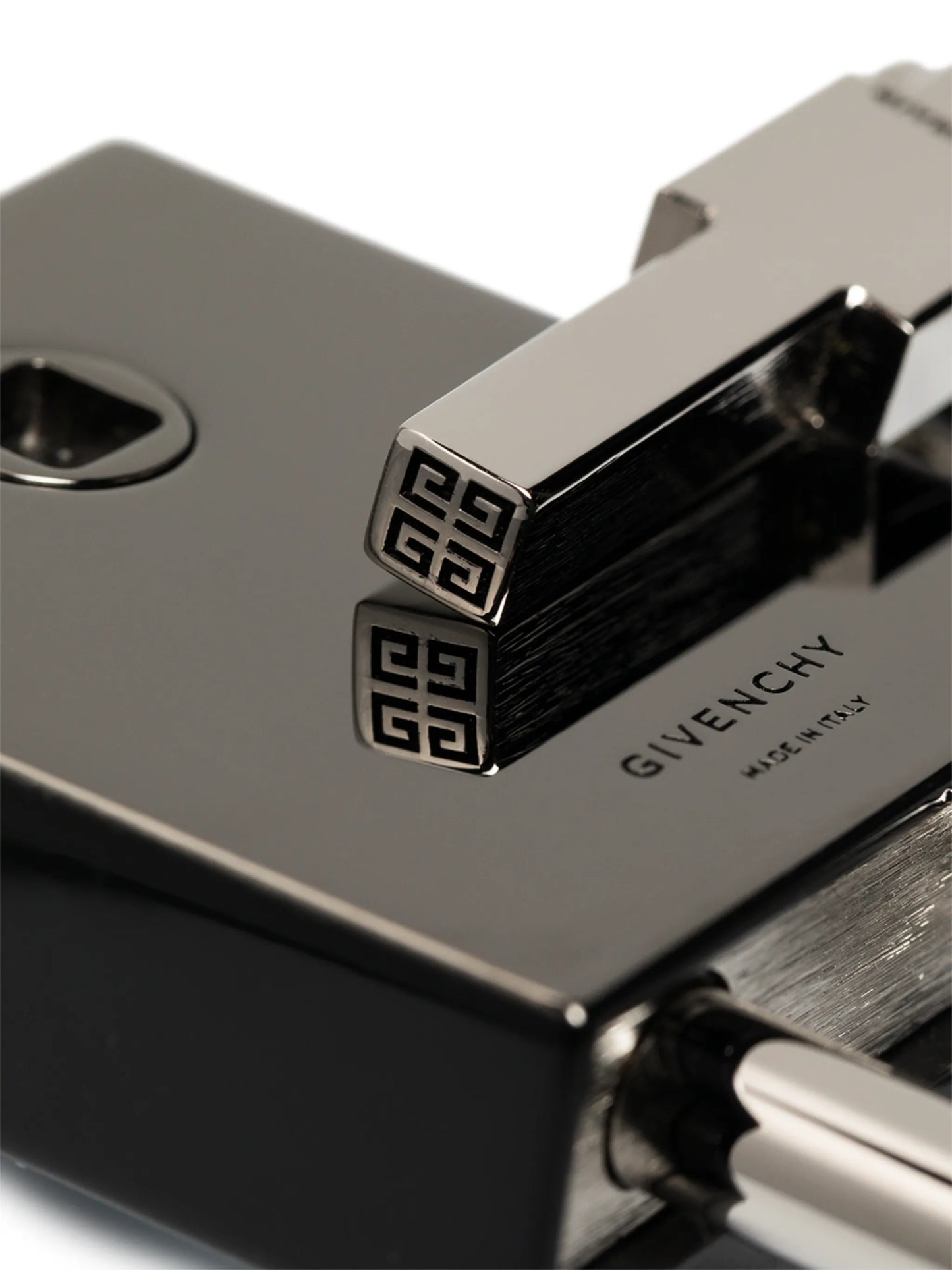x Chito 4G padlock