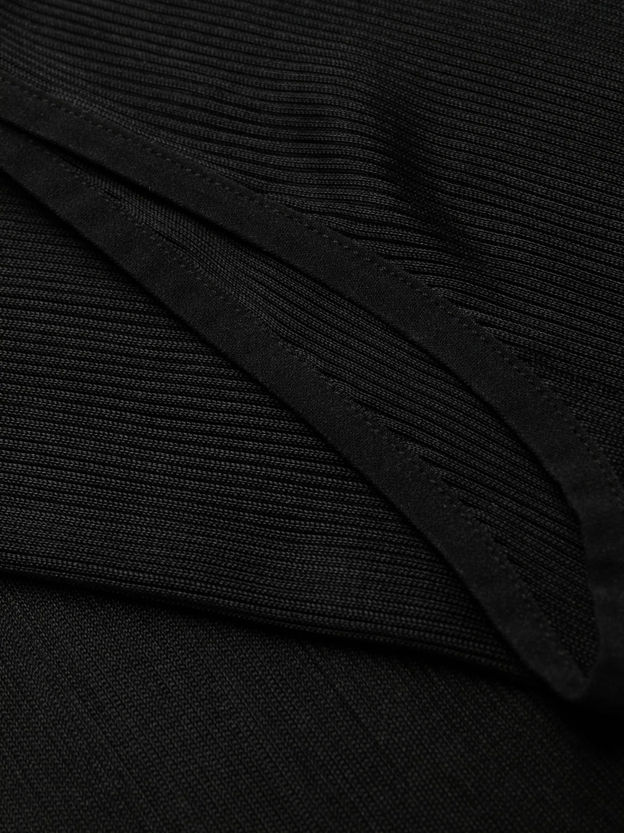 ribbed-knit sleeveless dress
