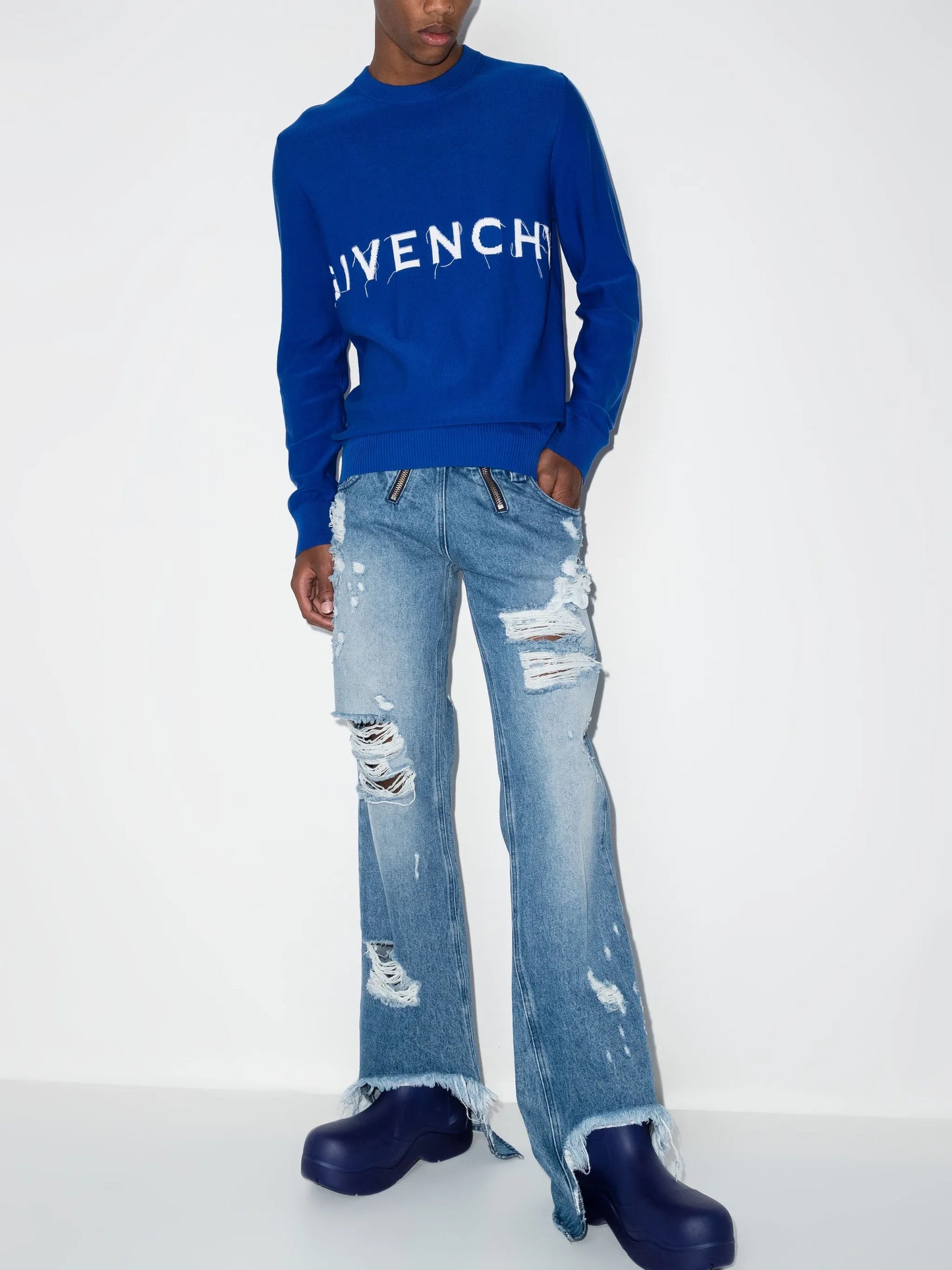 intarsia-knit logo jumper