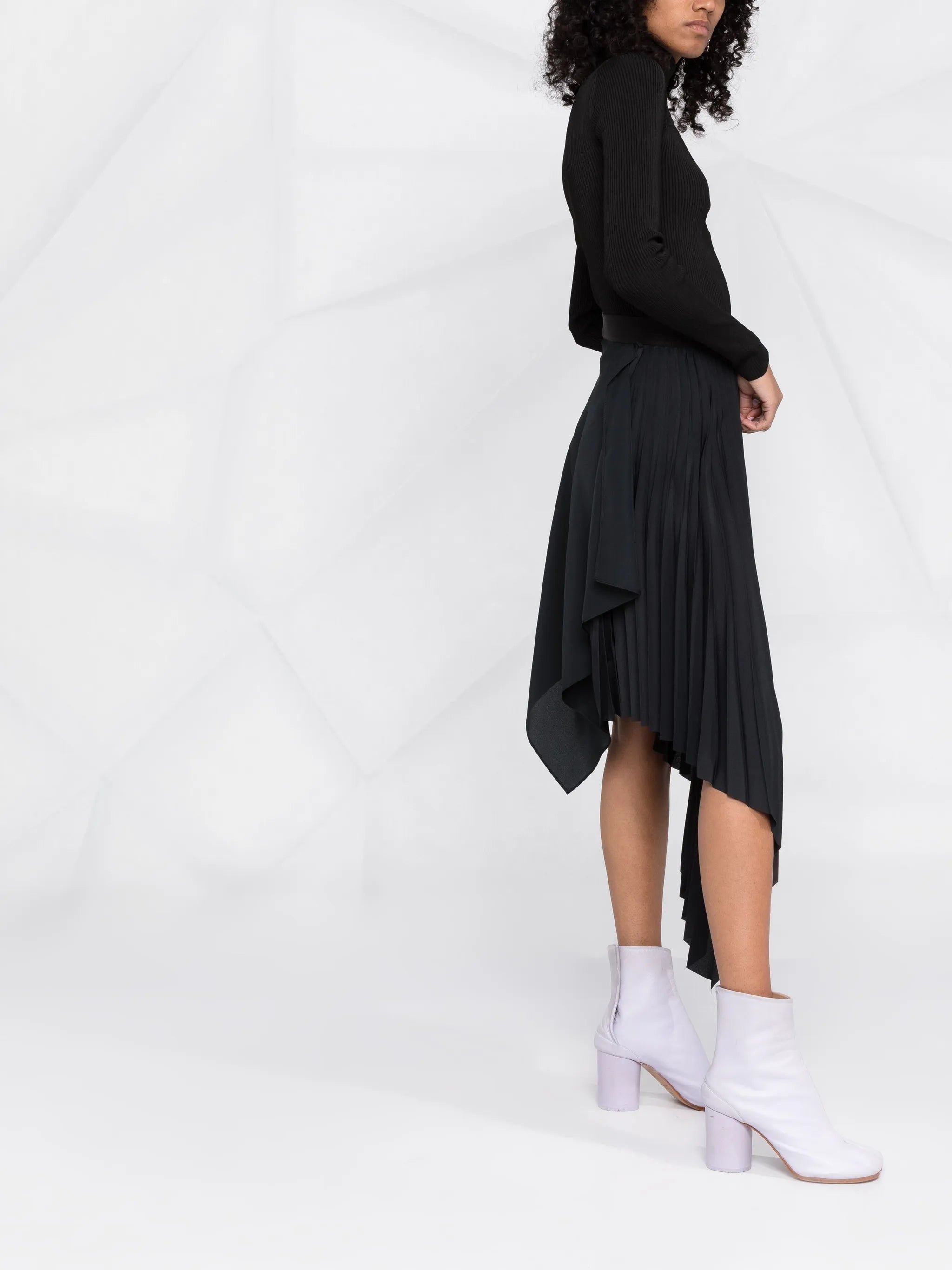 asymmetric pleated skirt