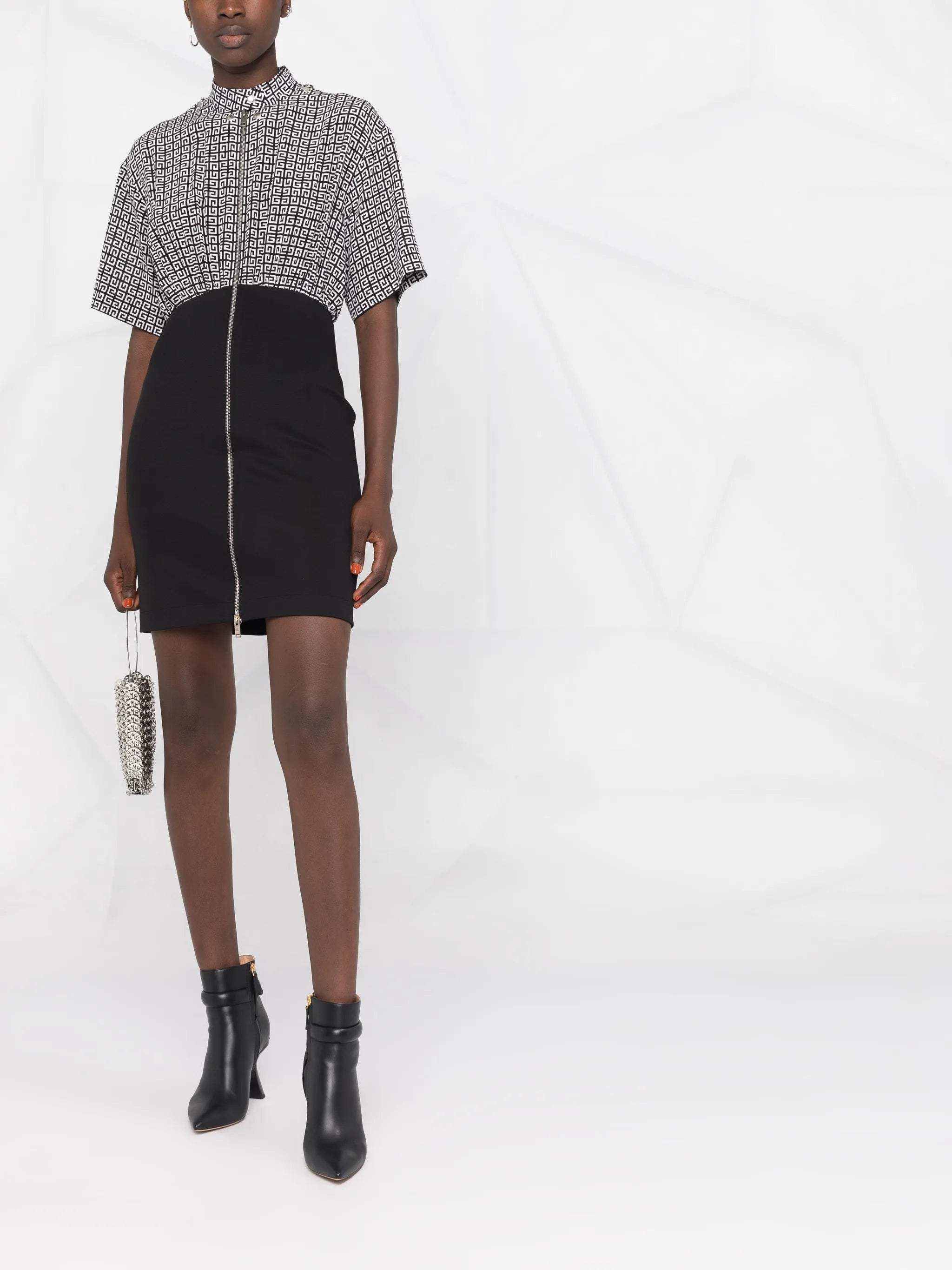 4G monogram-print shirt dress