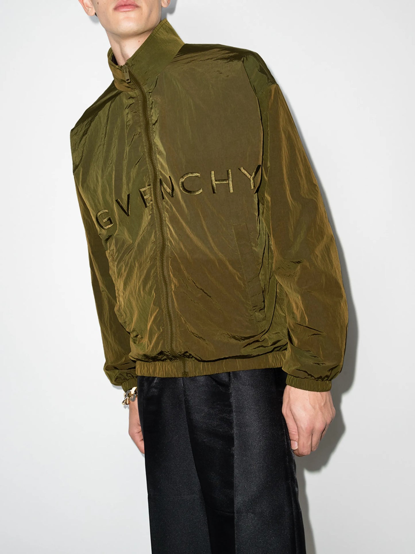 4G-embroidered windbreaker