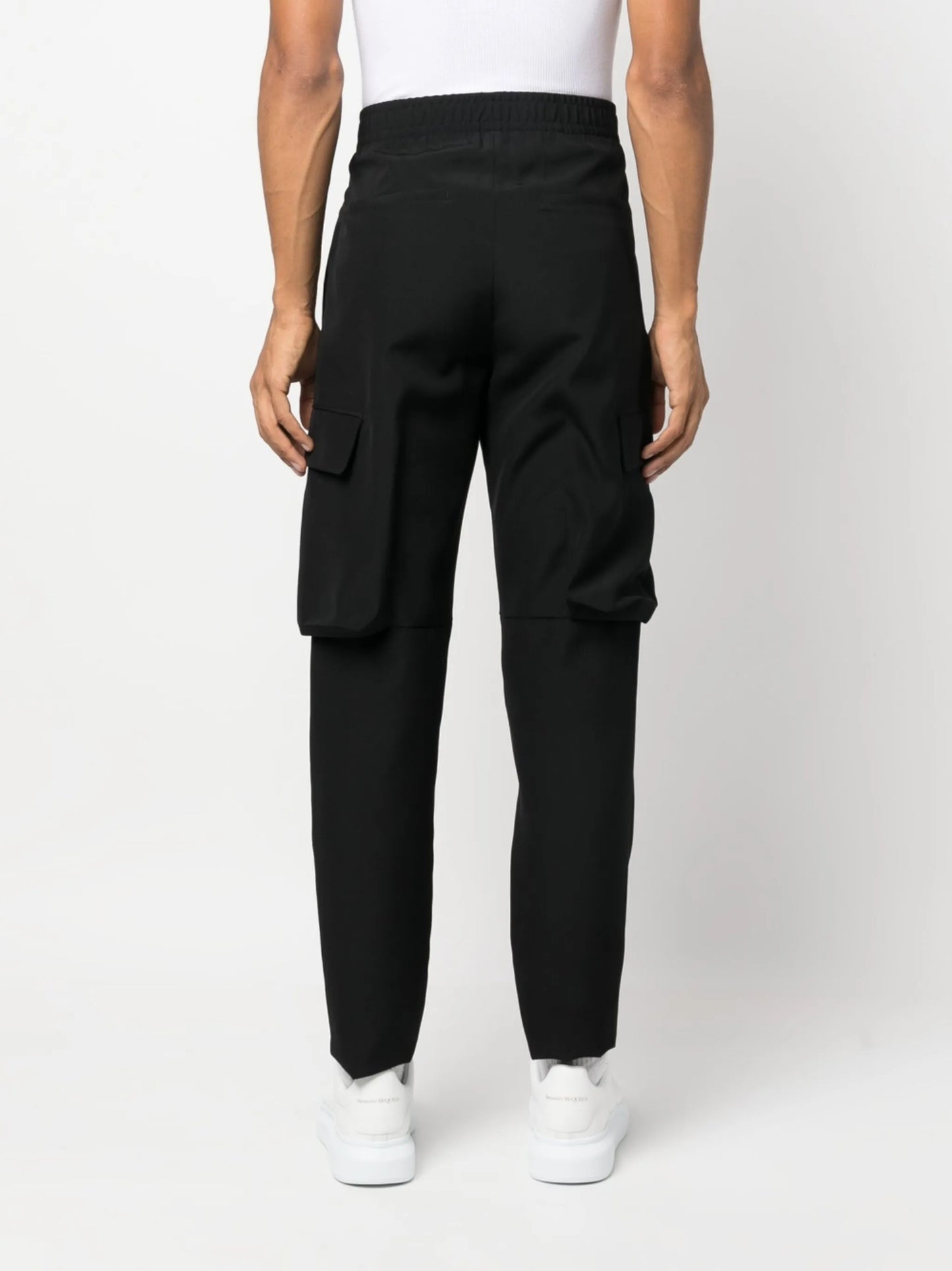 straight-leg cargo trousers