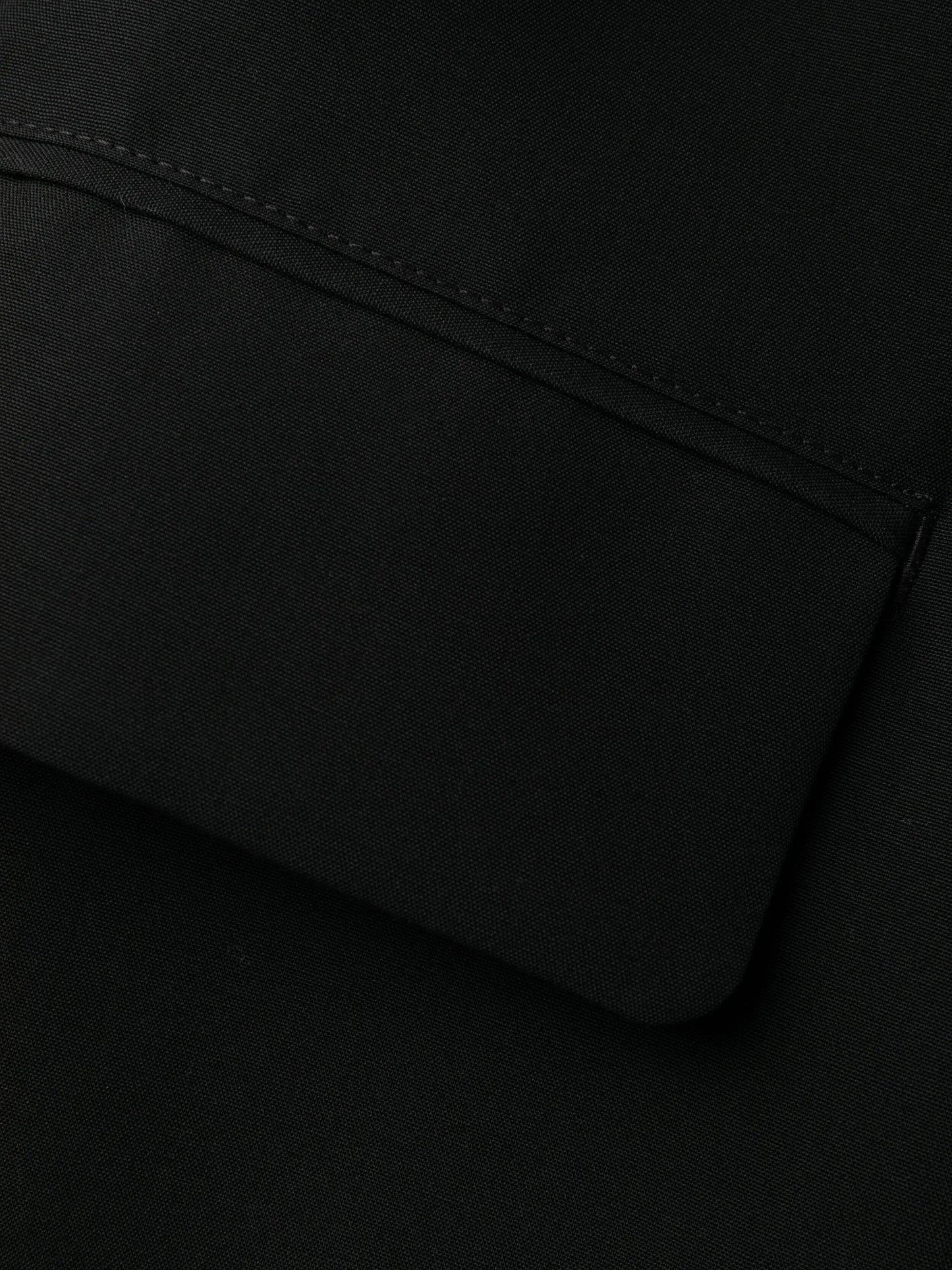 straight-leg cargo trousers