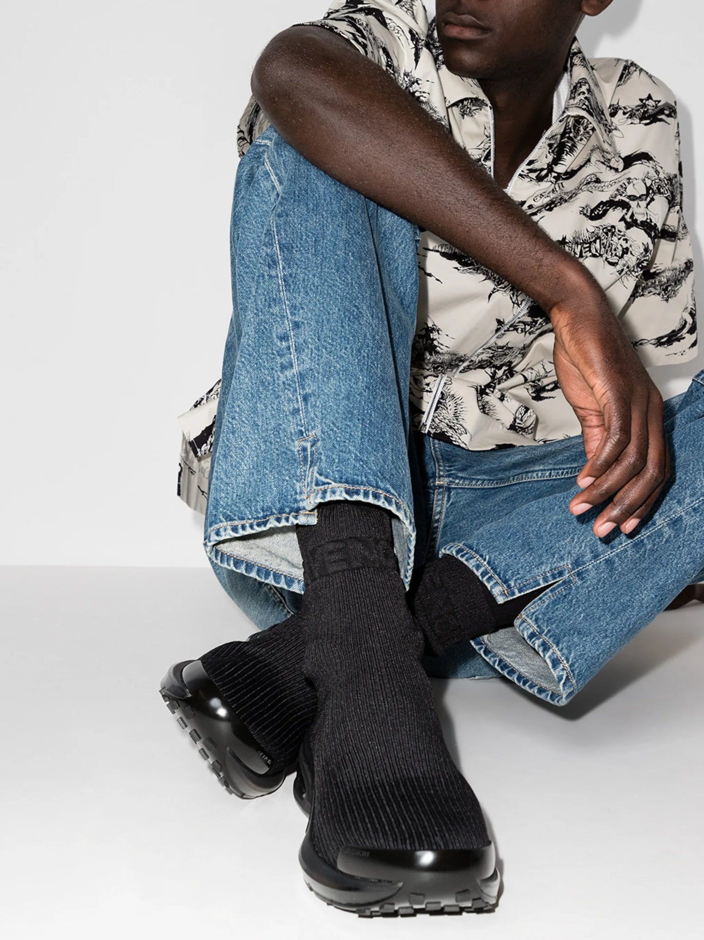 GIV 1 sock sneakers