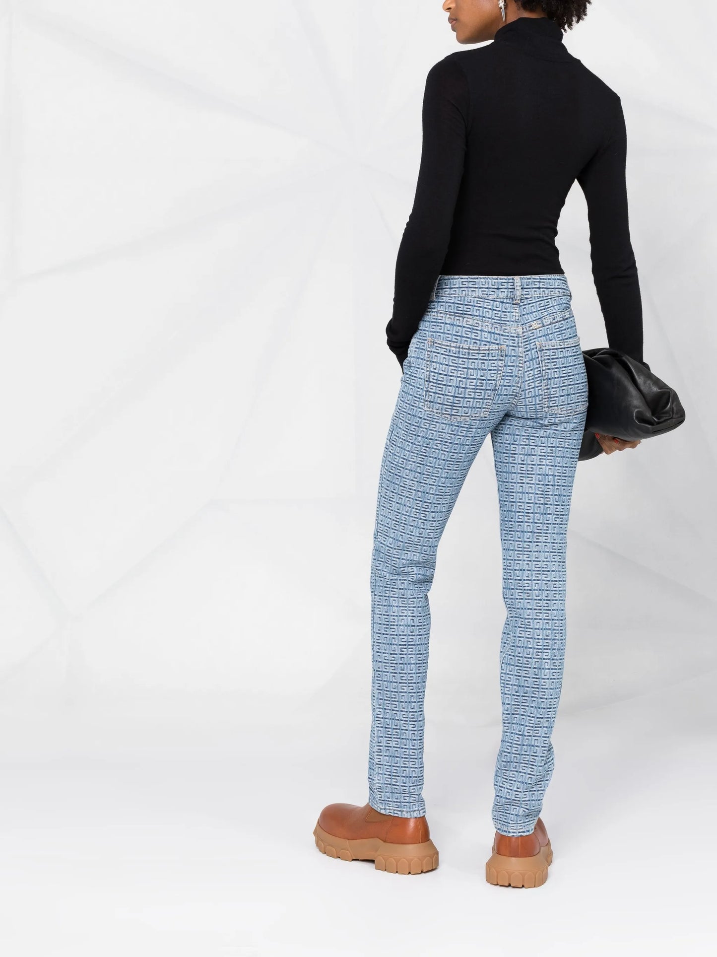 4G motif slim-fit jeans