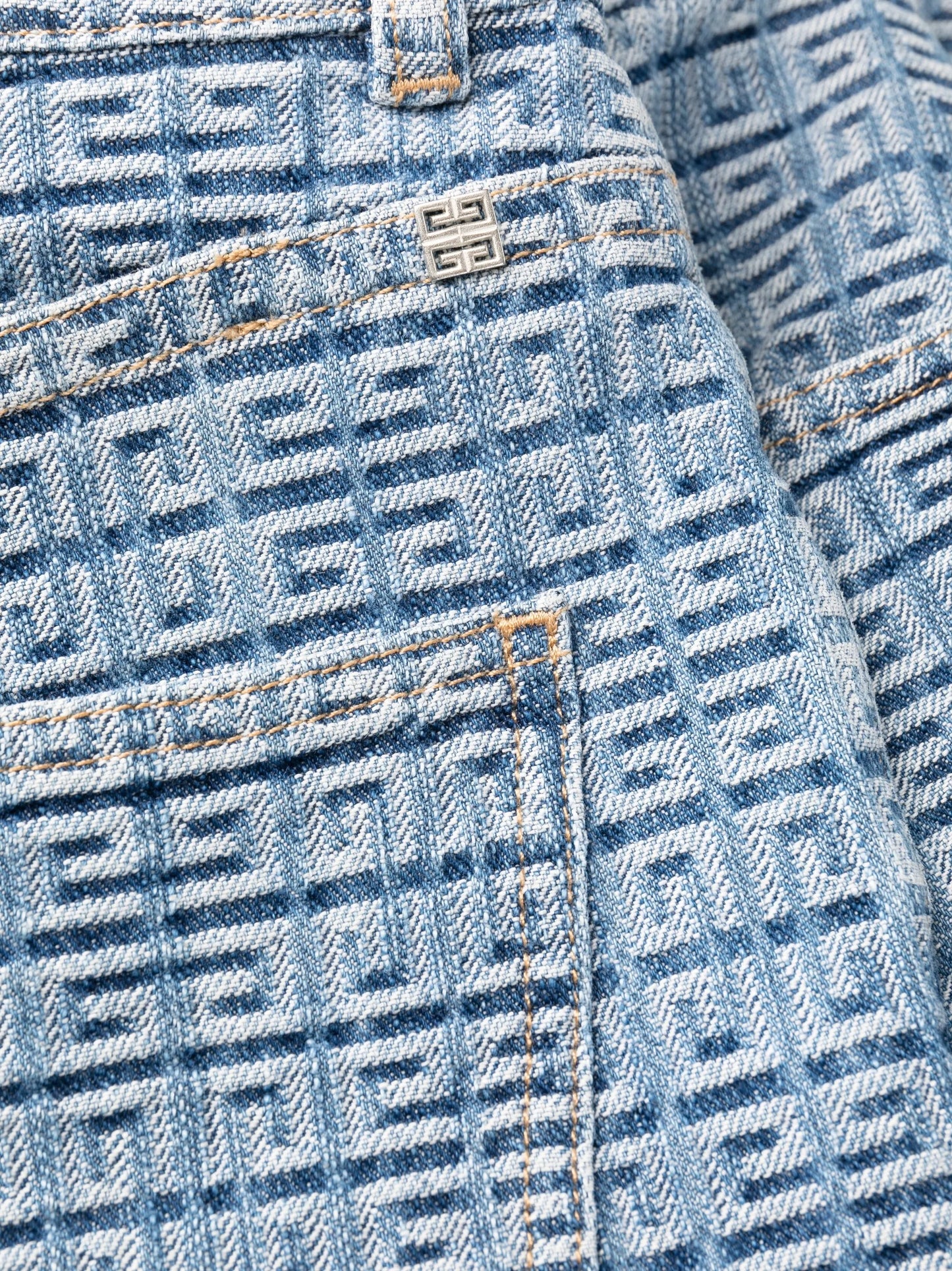4G motif slim-fit jeans