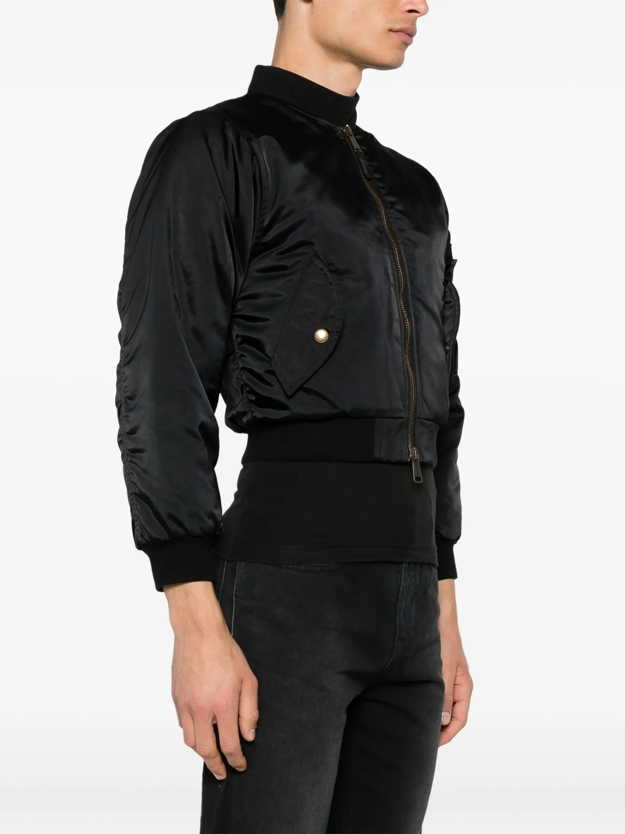 Shrunk bomber jacket