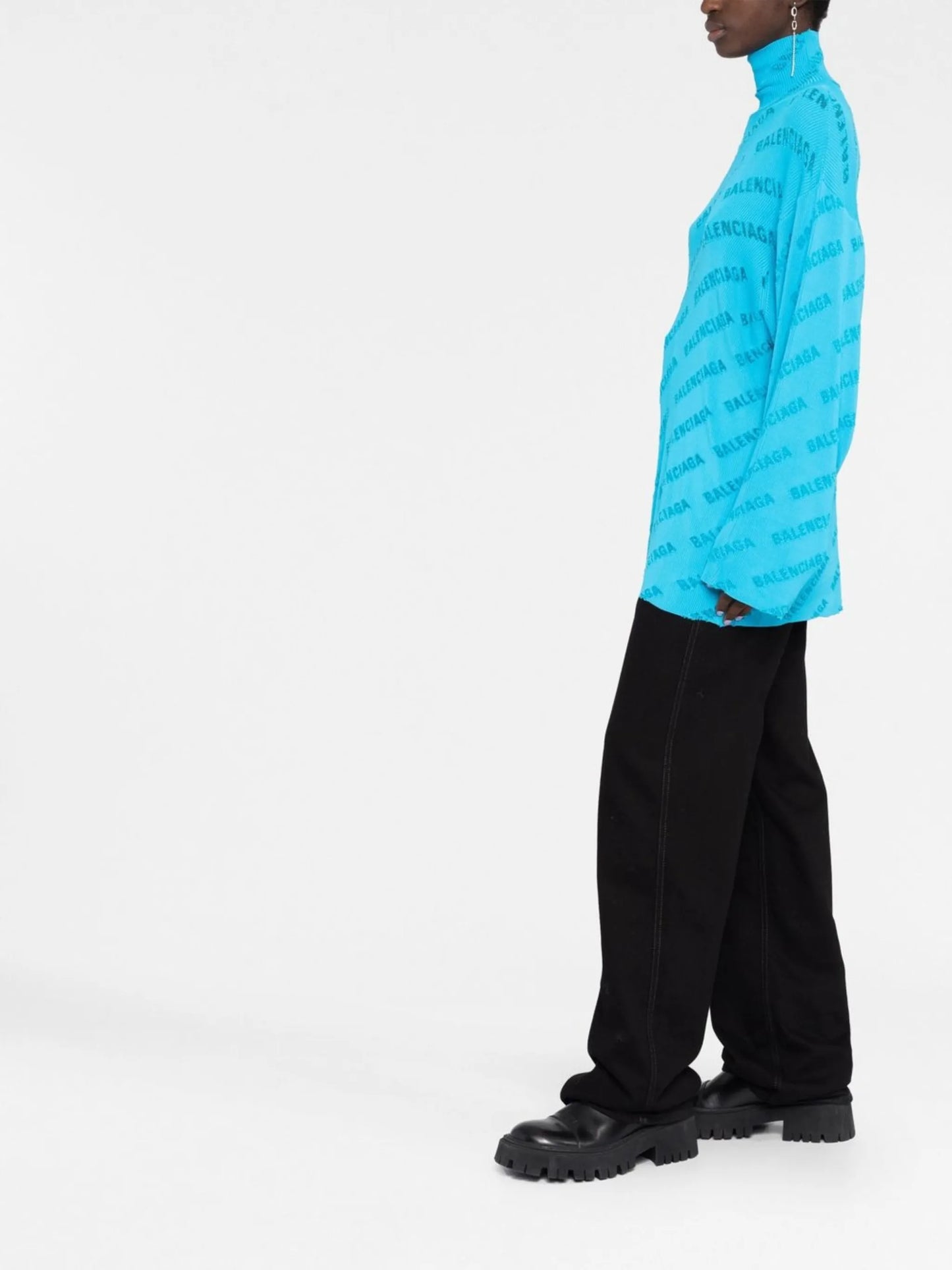 debossed-logo jumper
