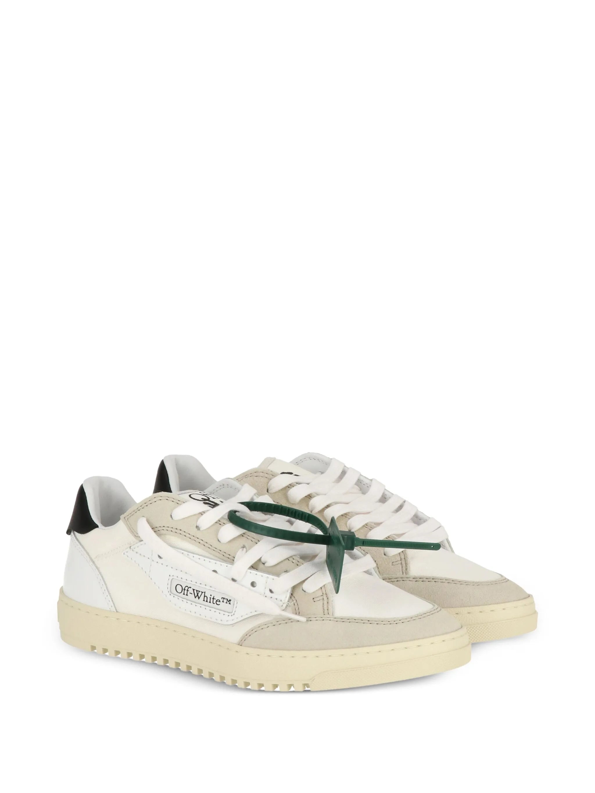 Off Court 5.0 logo-patch sneakers