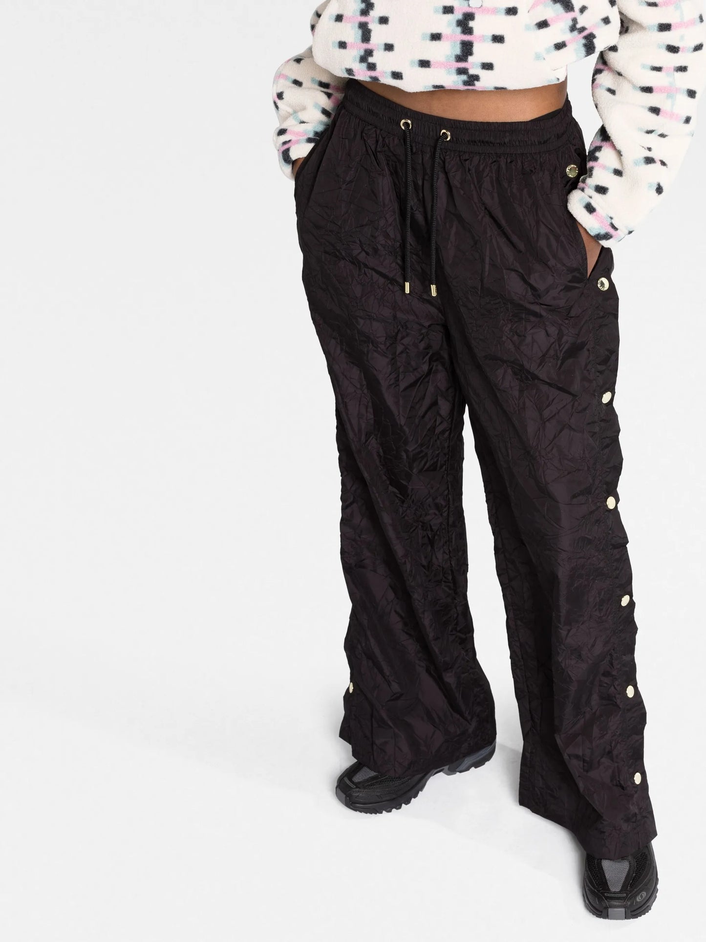 button-detailing trousers