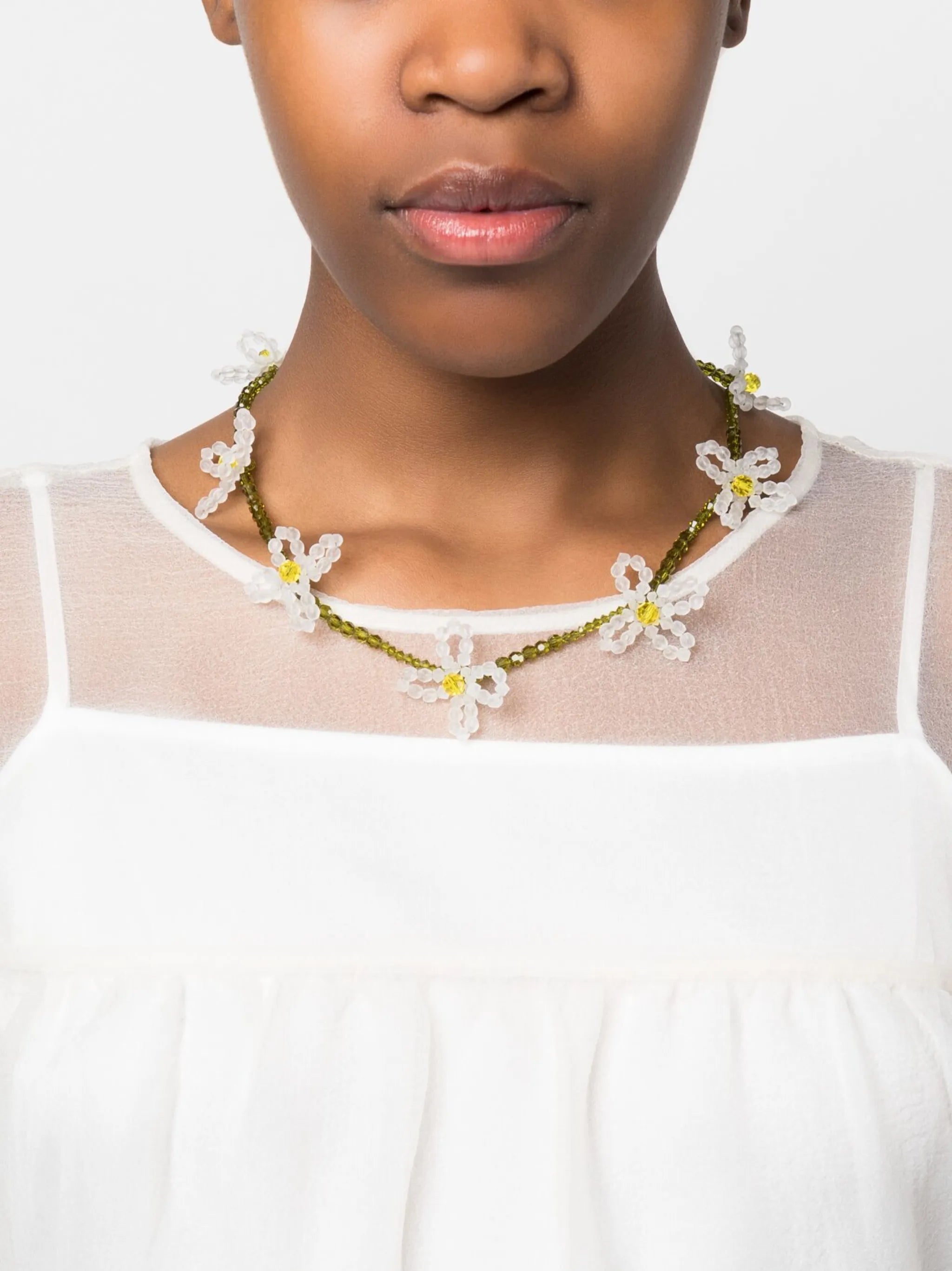 floral-detail bead necklace