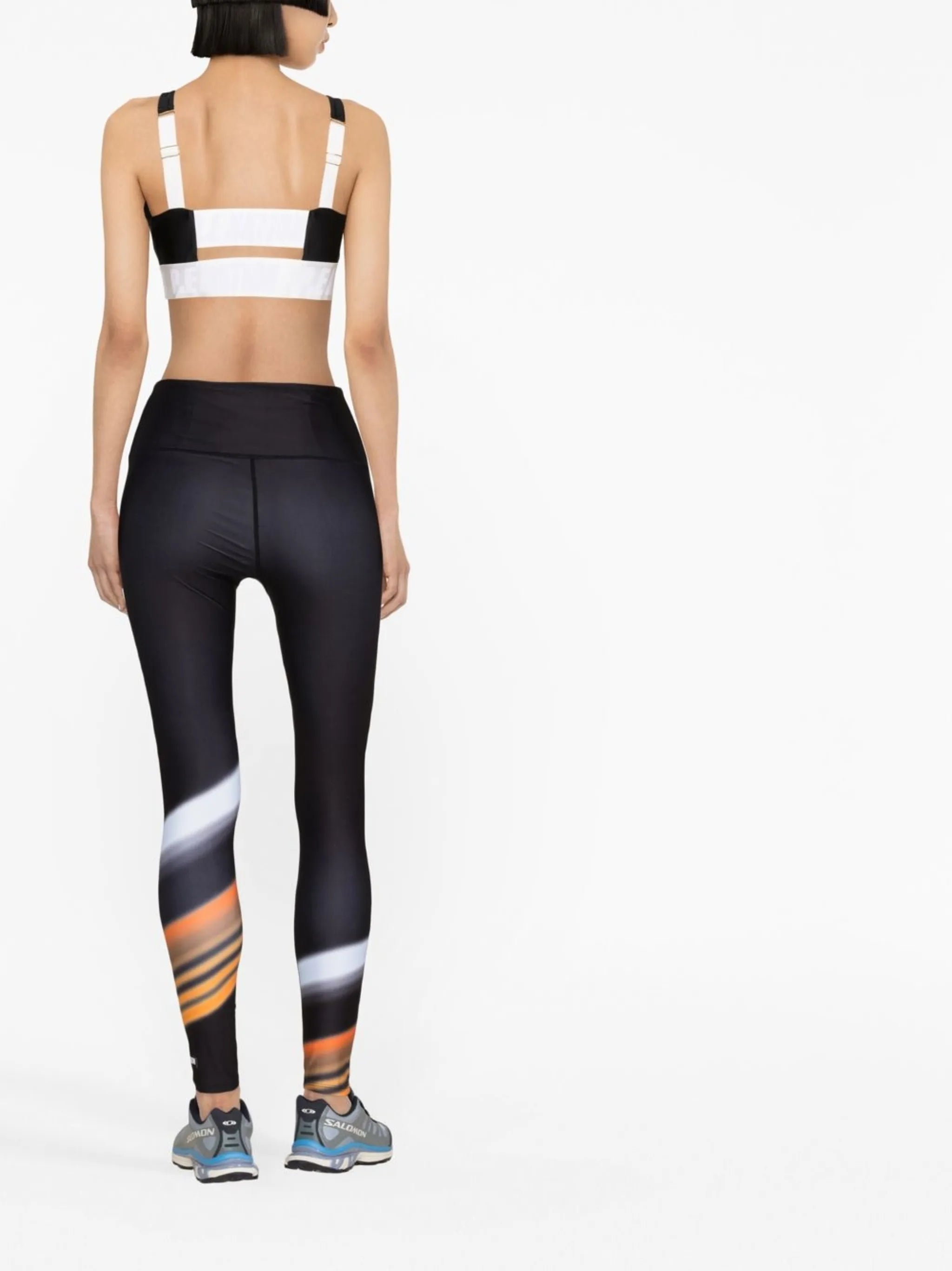 Pipeline cut-out sports bra