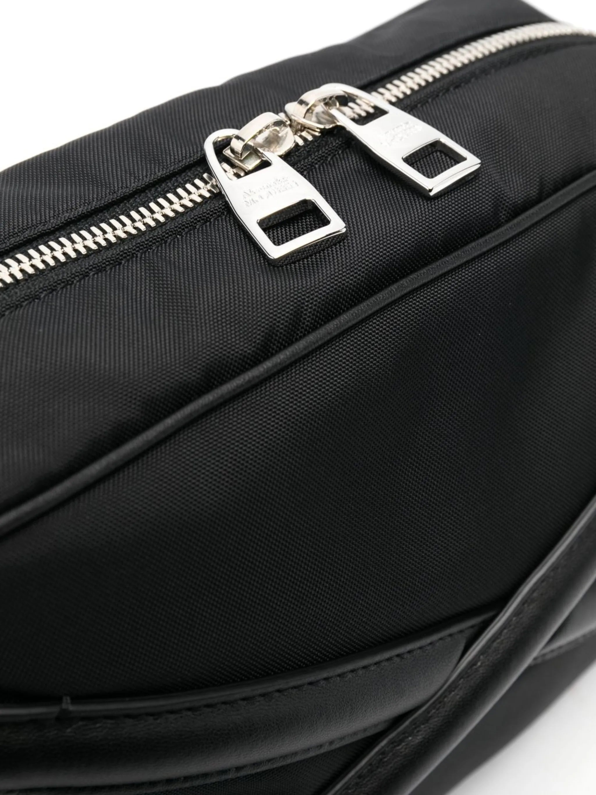 The Harness camera bag