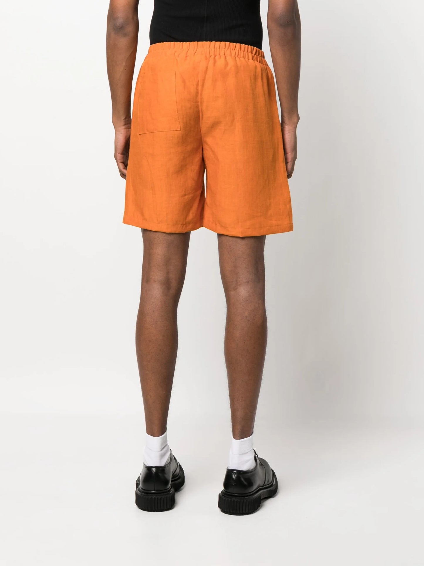 embroidered-detail elasticated-waist shorts