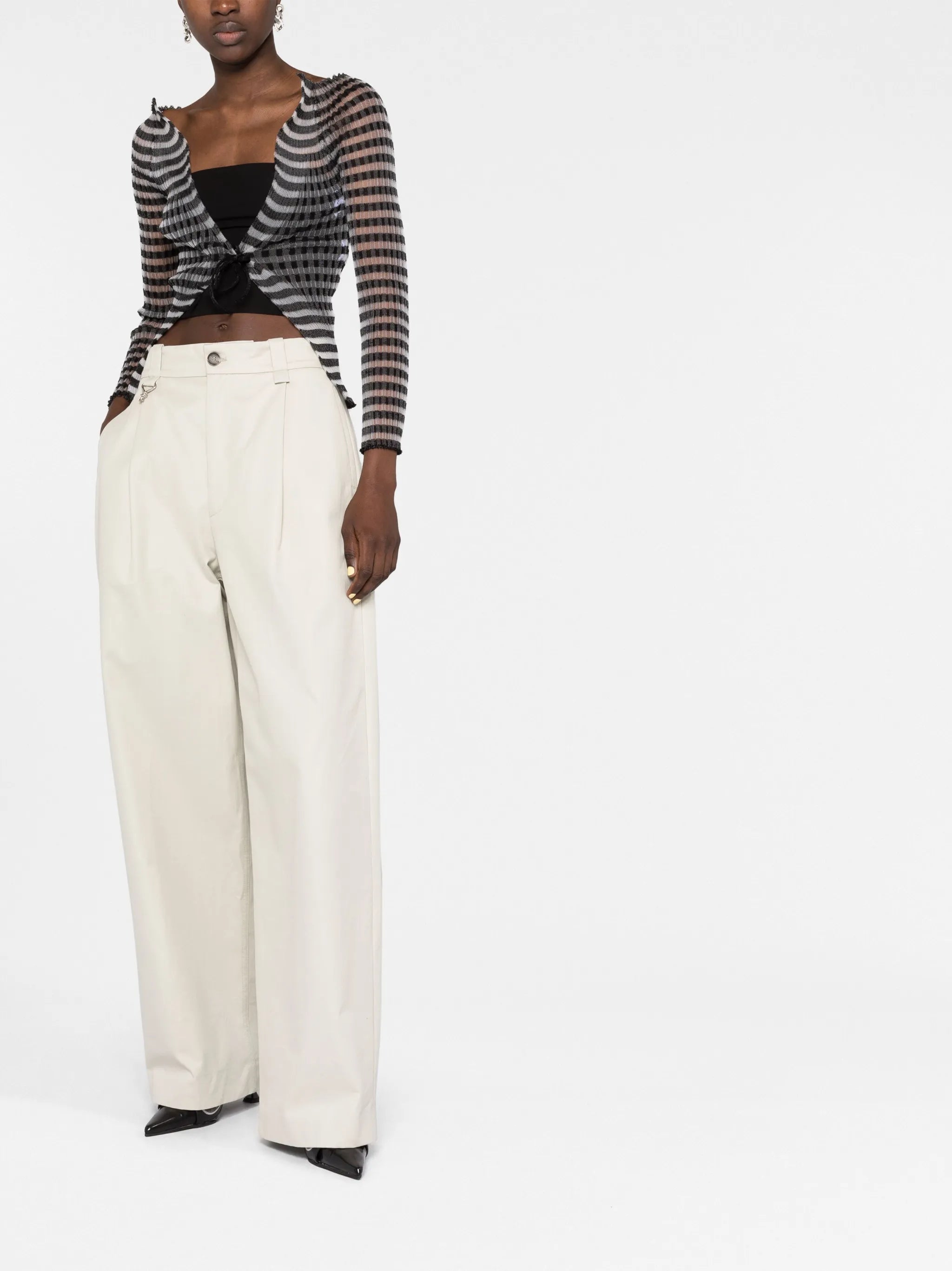 tie-fastening striped top