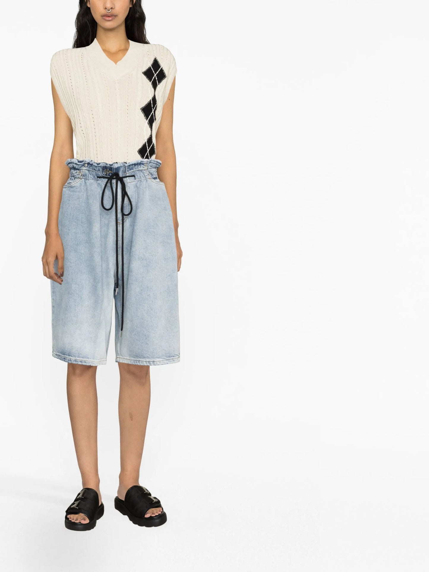 Belt Off denim shorts