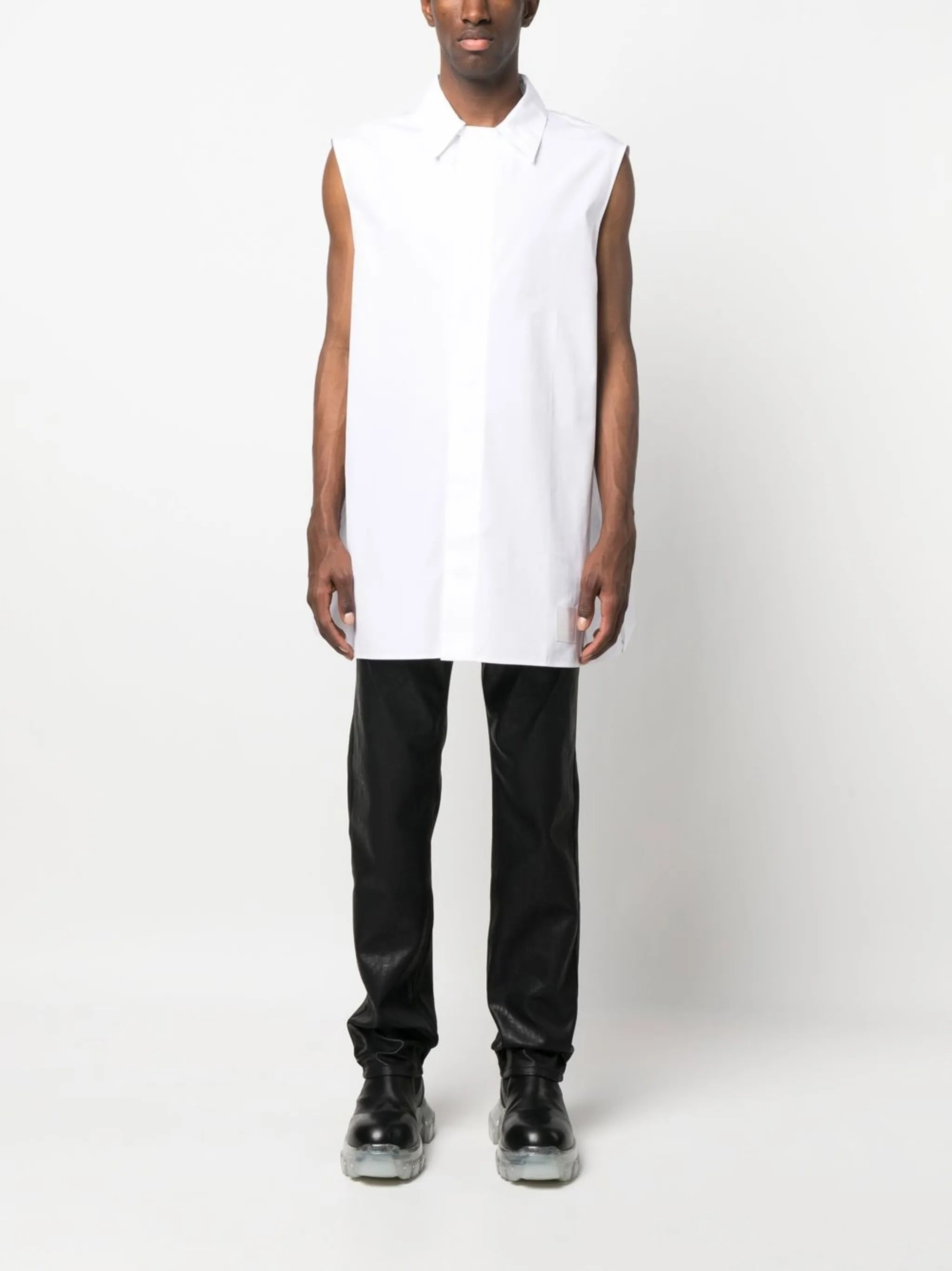 long sleeveless shirt