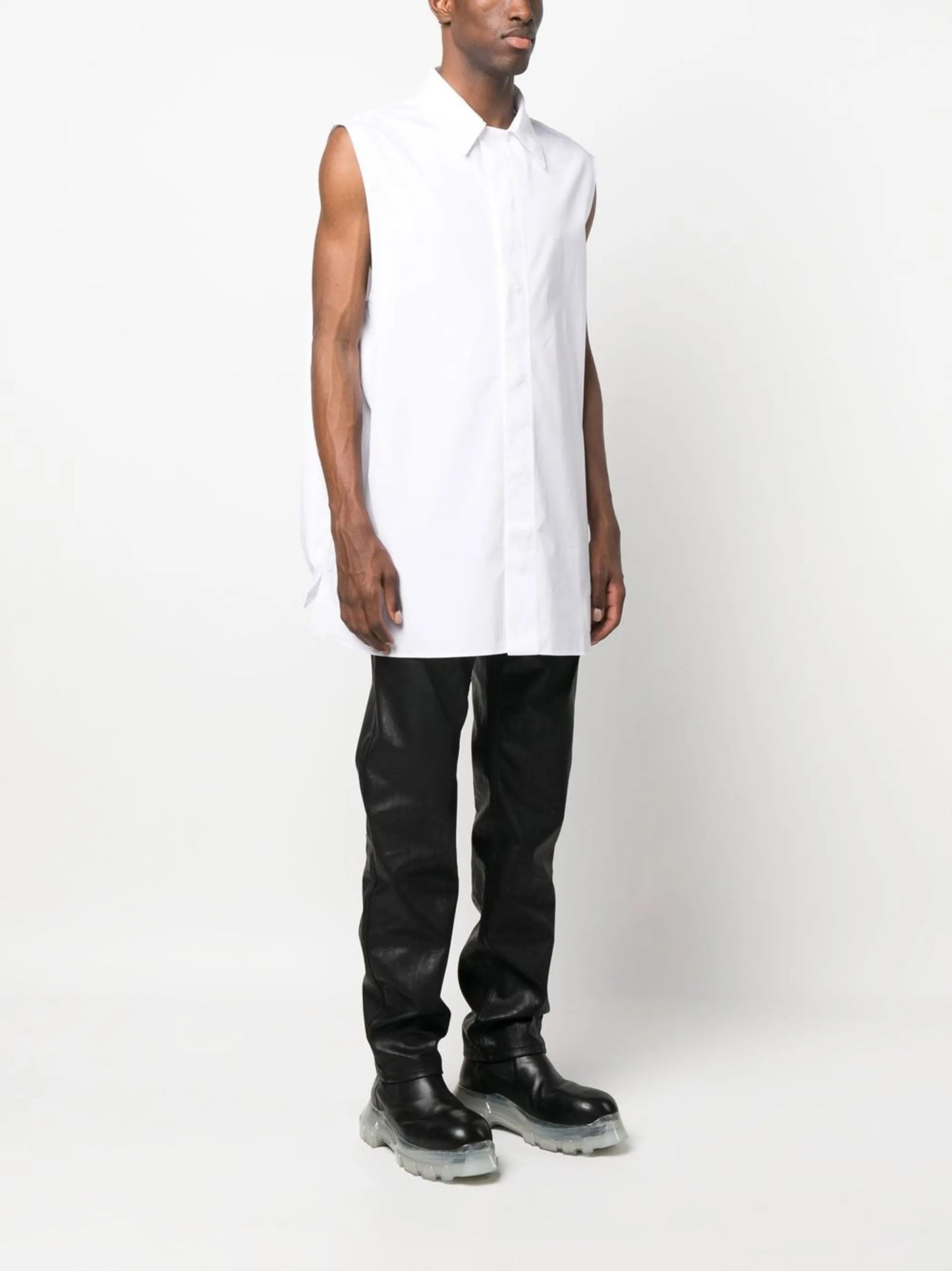 long sleeveless shirt