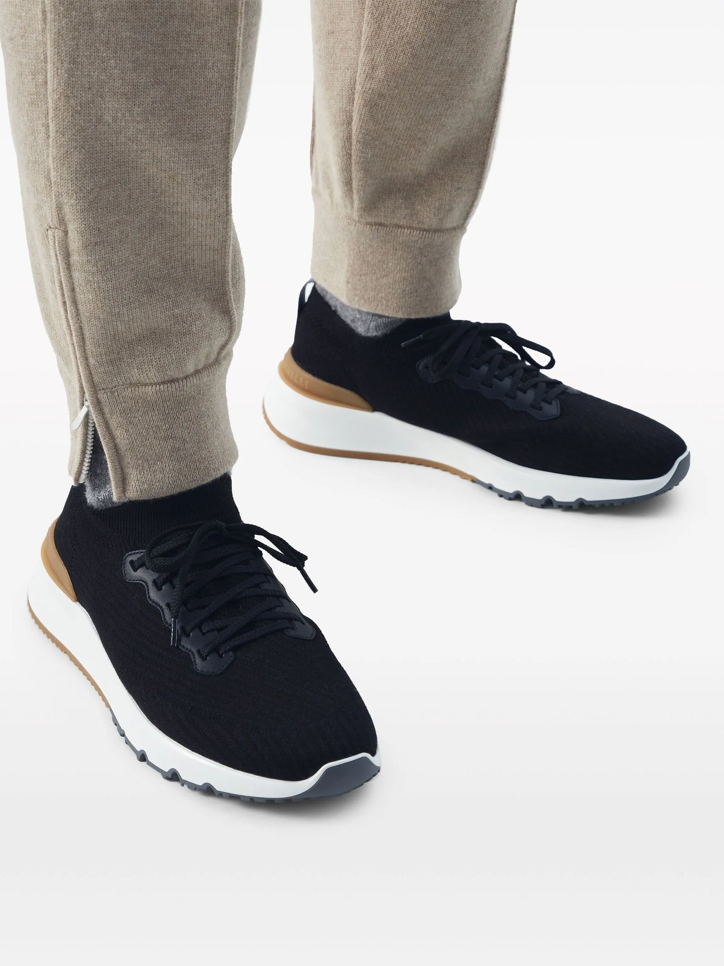 low-top knitted sneakers