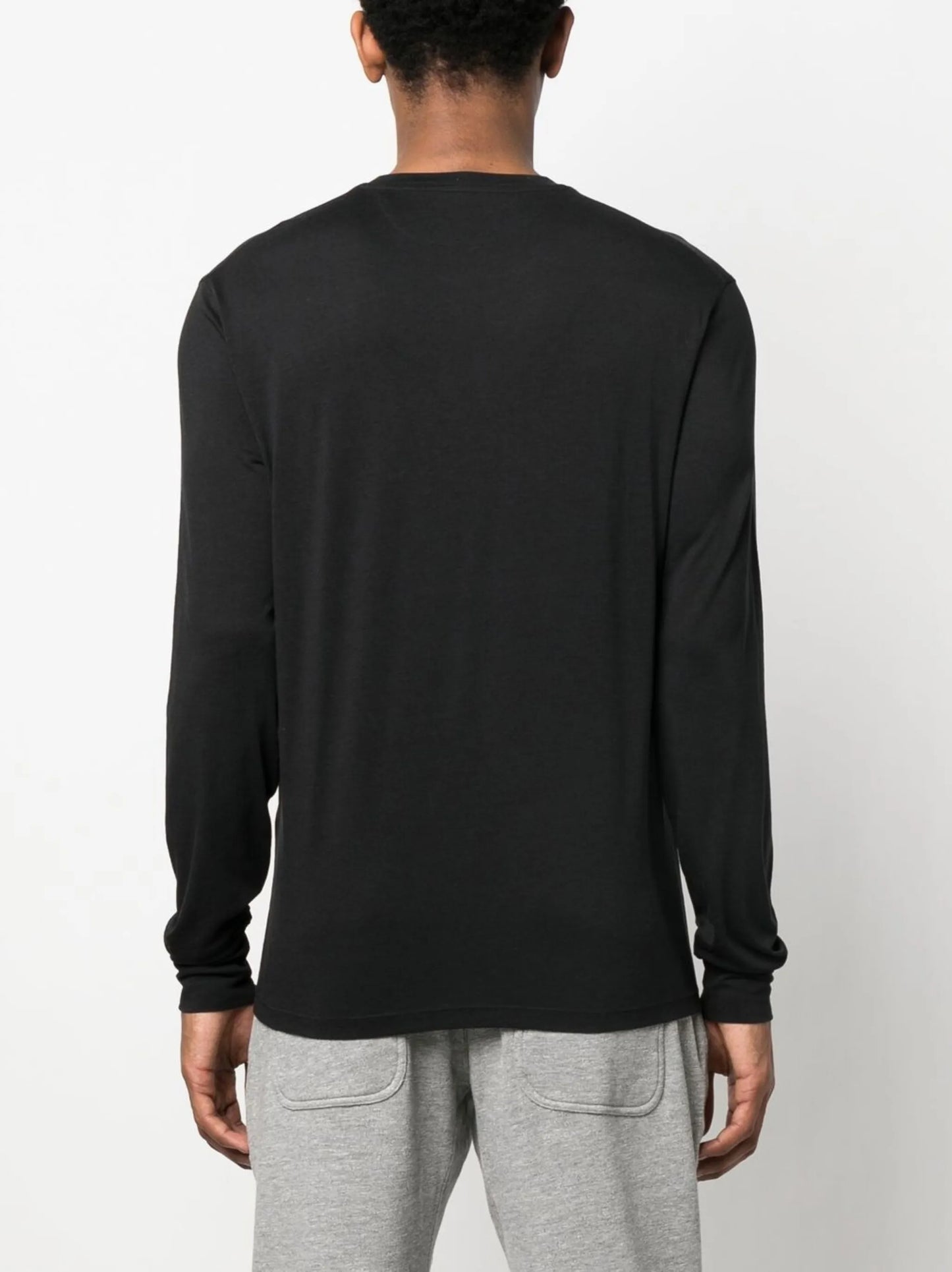 round-neck long-sleeve T-shirt