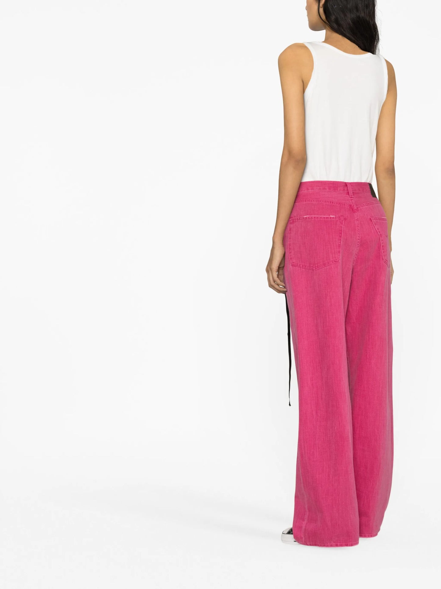 pleat-detailed wide-leg jeans