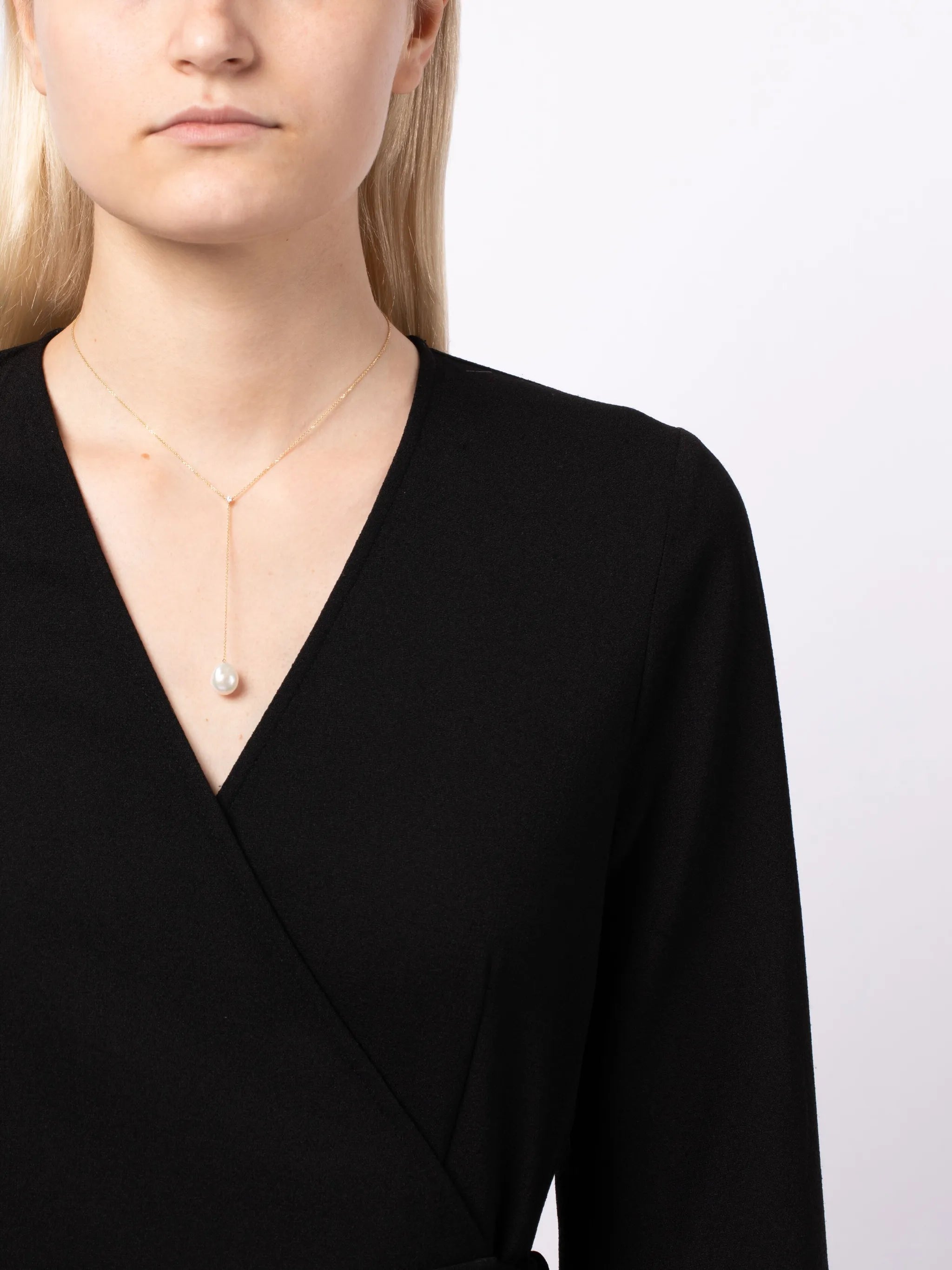 14kt yellow gold pearl and diamond necklace