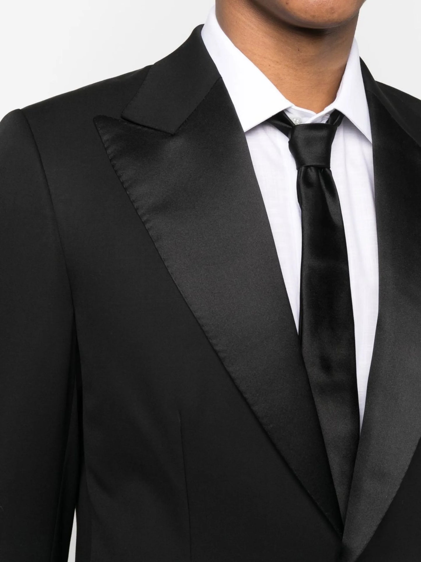 single-breasted smoking suit