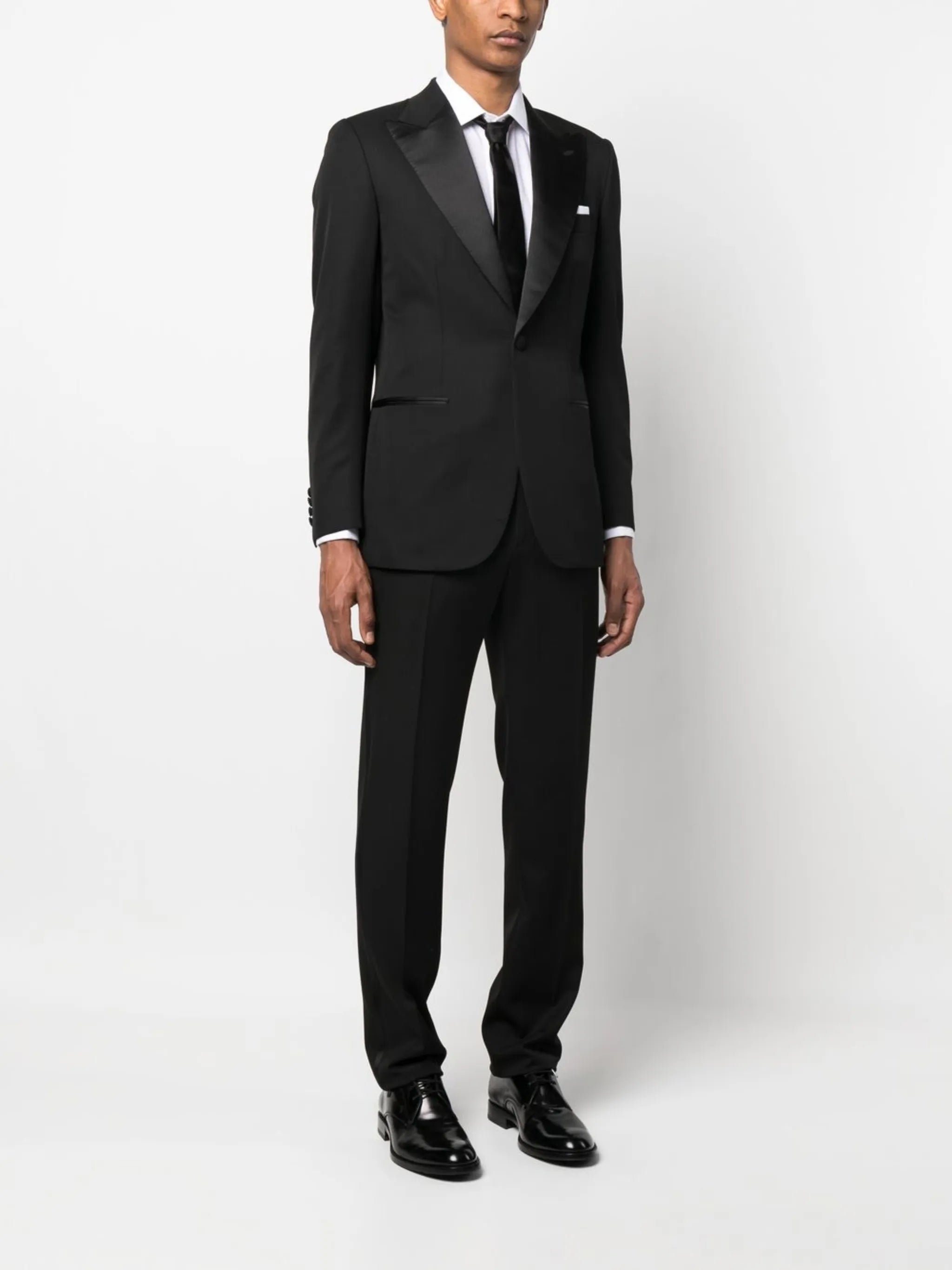 single-breasted smoking suit