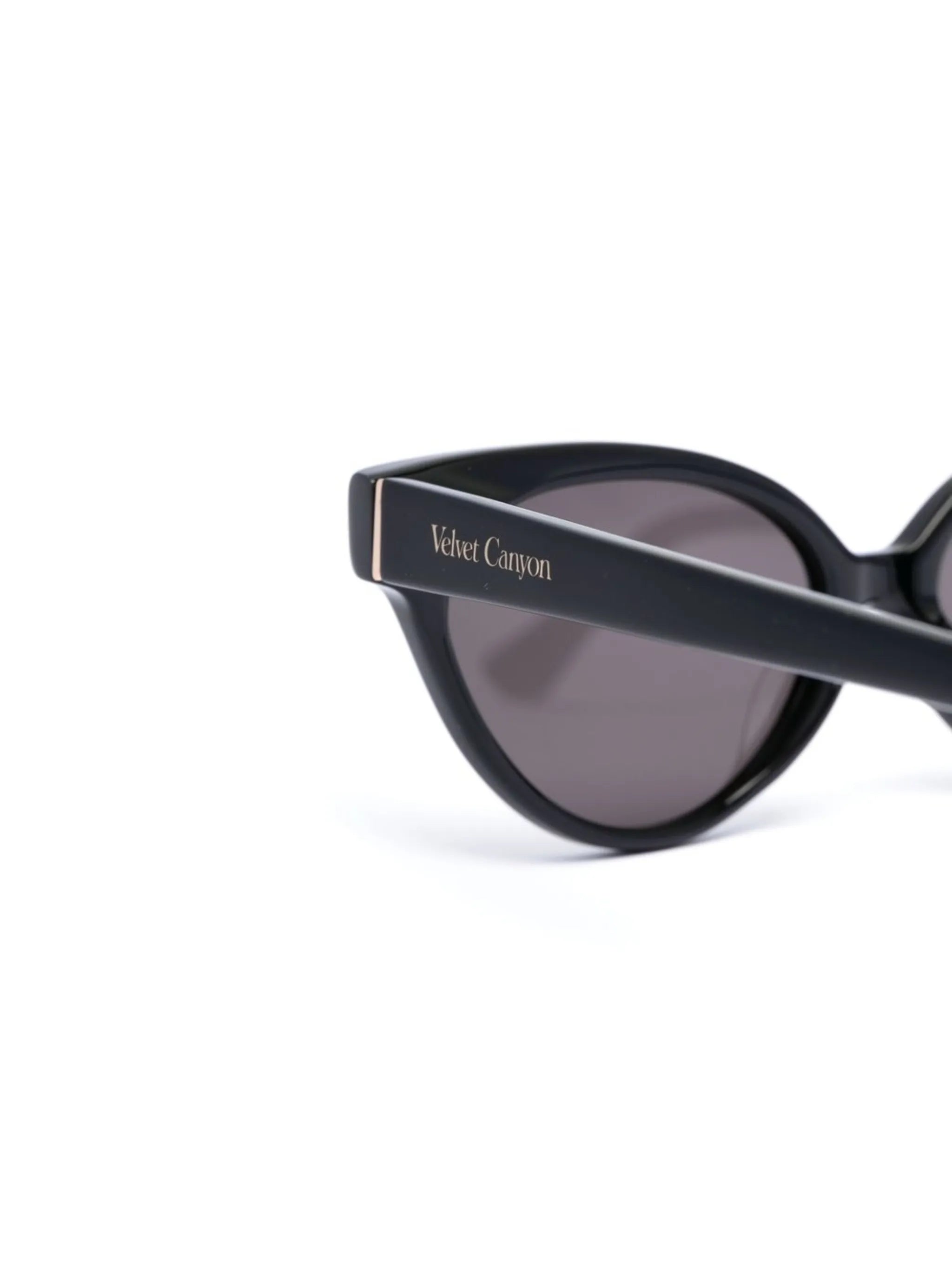 Beat Generation cat-eye sunglasses